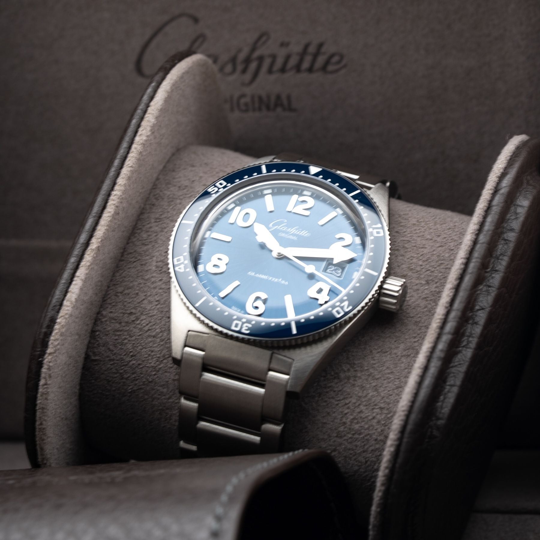 Glashütte Original SeaQ 1-39-11-09-81-70 Blue Dial