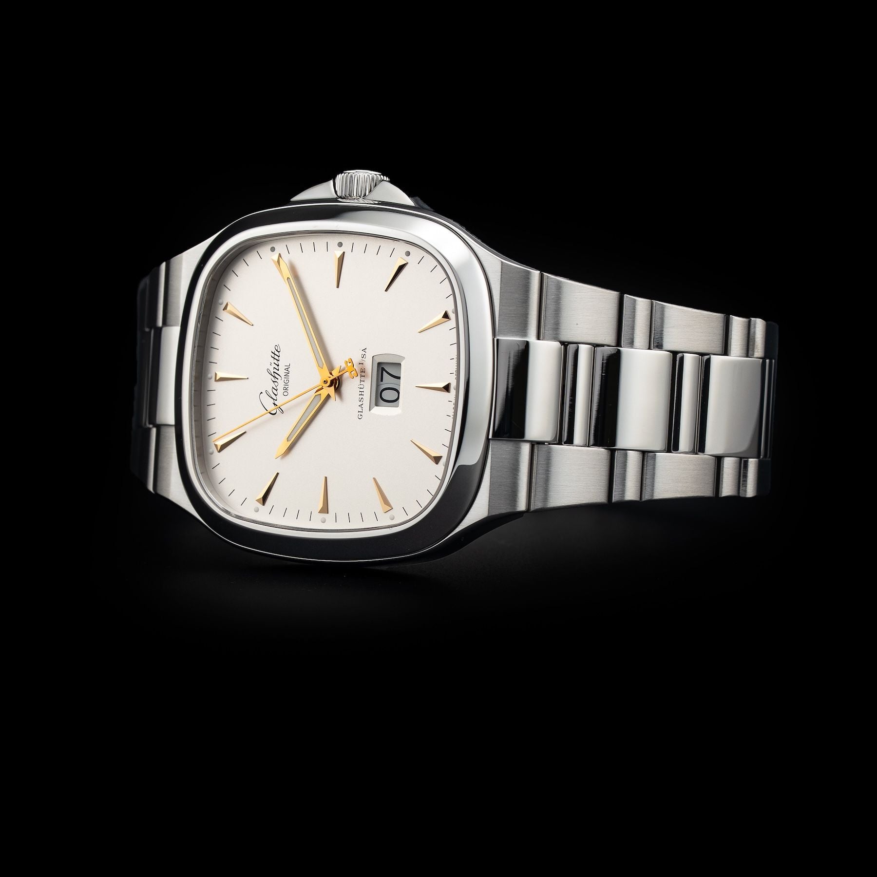 Glashütte Original Seventies Panorama Date 39-47-11-12-14