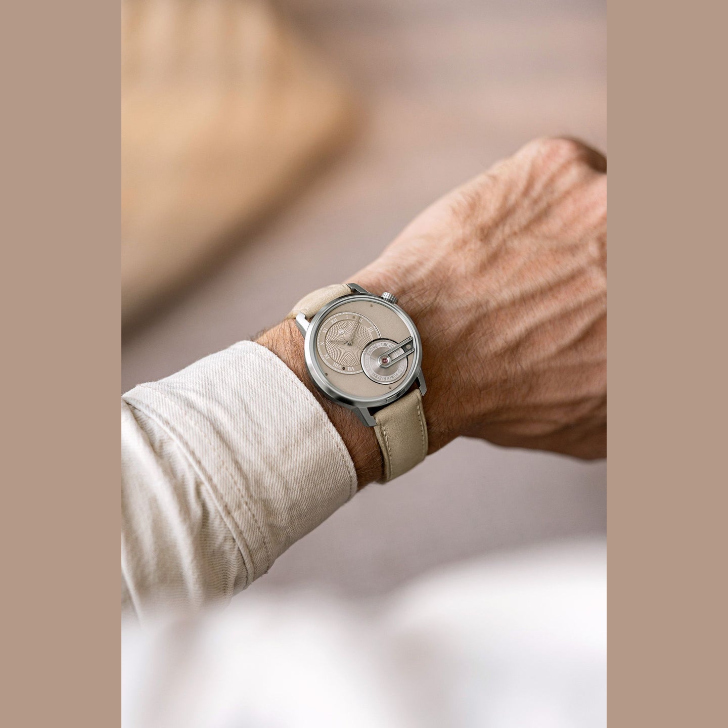 Armin Strom ST25-TRI.41 Tribute 1 Sandstein