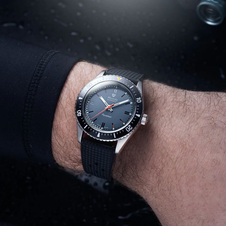 Nivada Grenchen 32077A01 Aquamar Grey on Rubber Strap