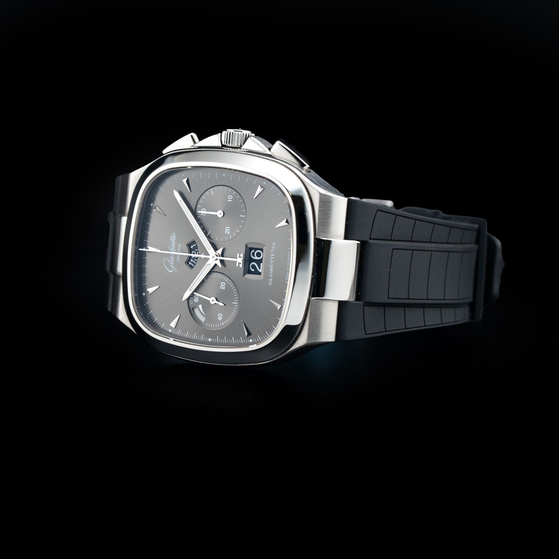 Glashütte Original 1-37-02-01-02-33 Seventies Chronograph Panorama Date