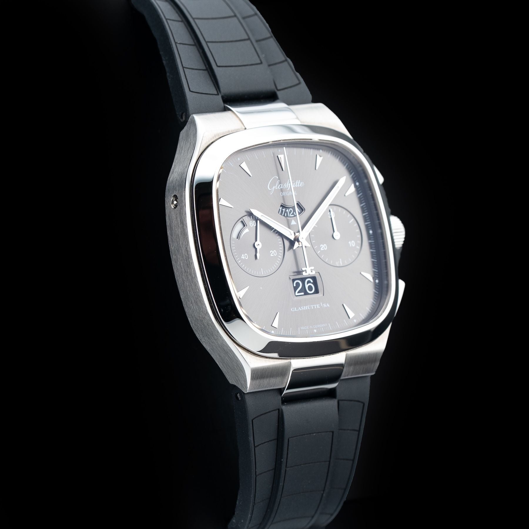 Glashütte Original 1-37-02-01-02-33 Seventies Chronograph Panorama Date