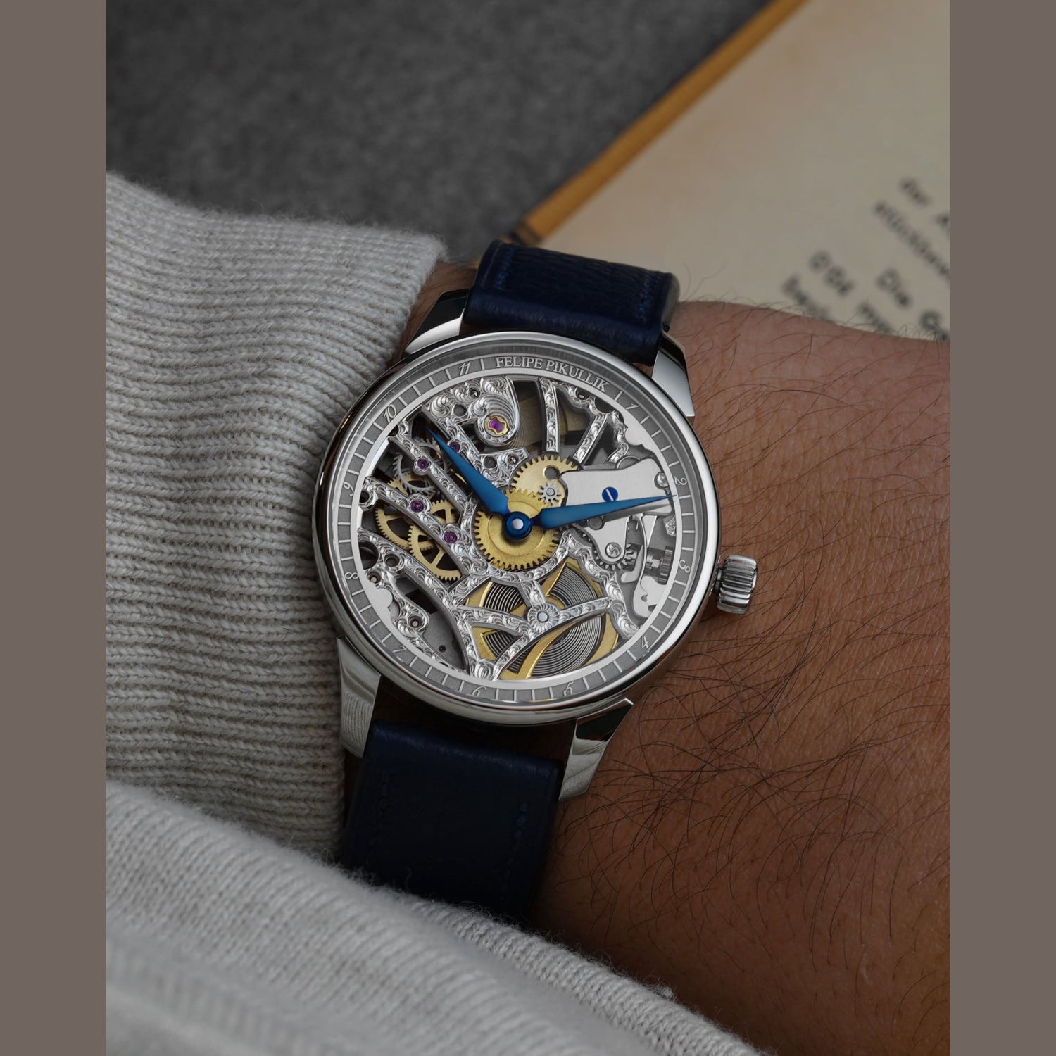 Felipe Pikullik FPSK24 White Rhodium Engraved