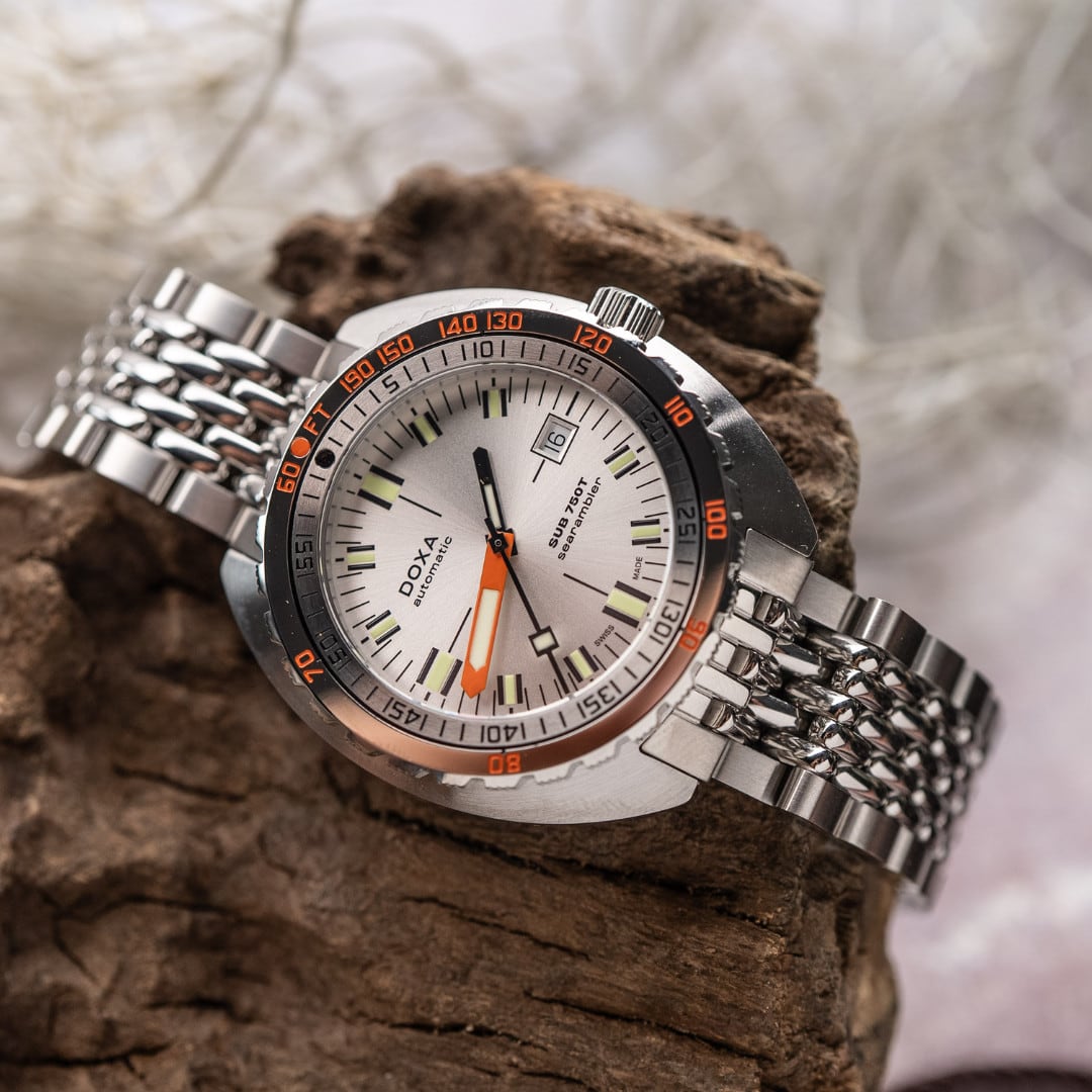 DOXA SUB 750T Searambler 825.10.021.10 On Bracelet