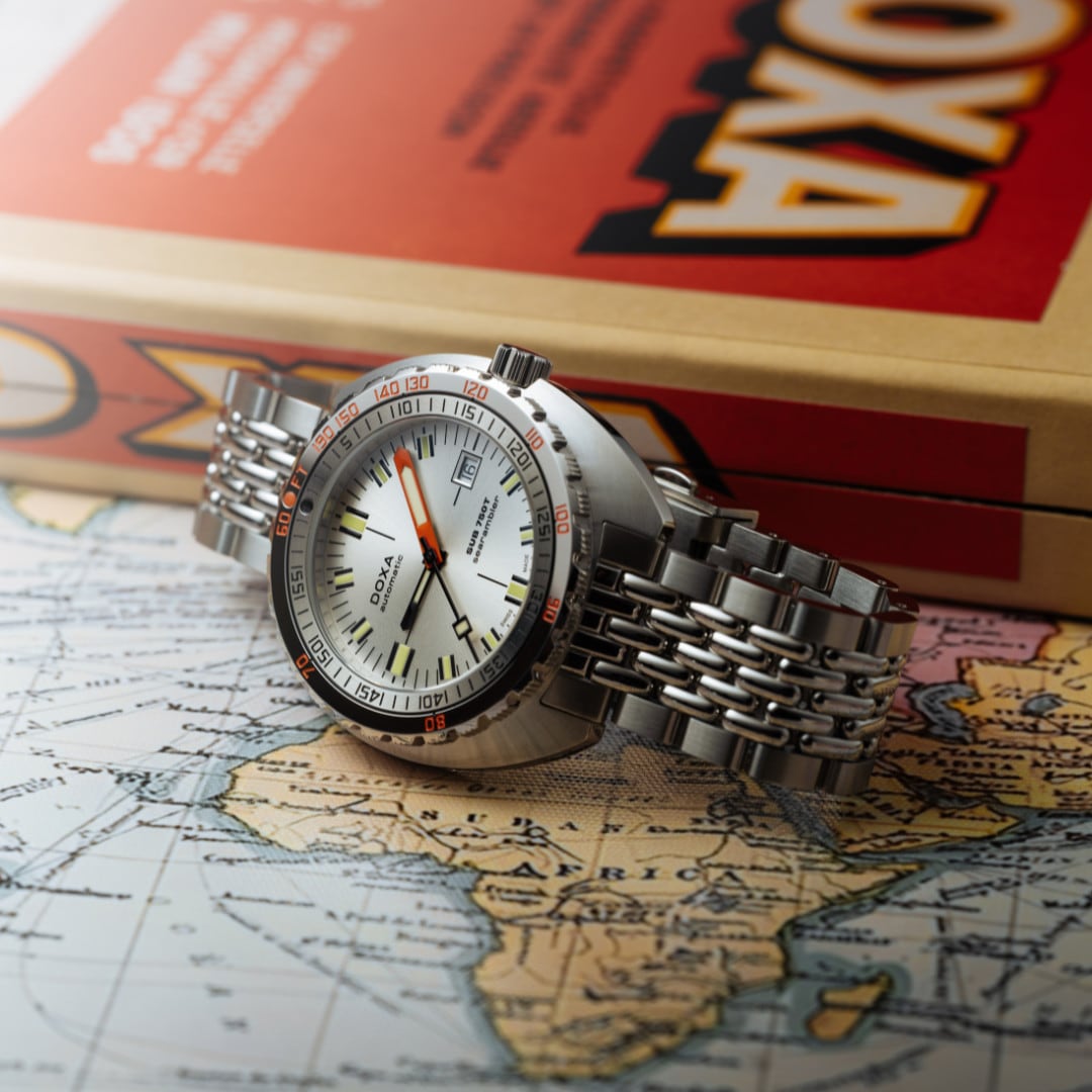 DOXA SUB 750T Searambler 825.10.021.10 On Bracelet