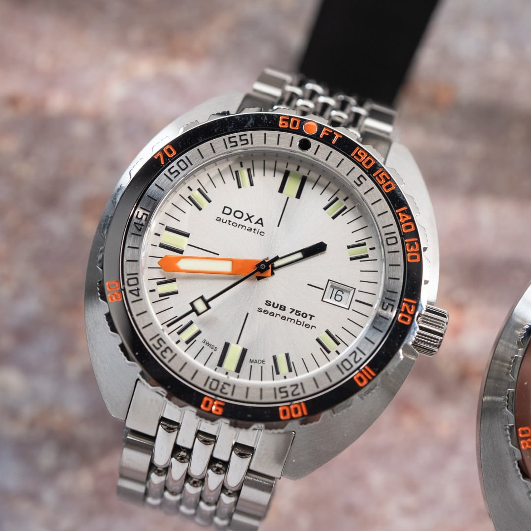DOXA SUB 750T Searambler 825.10.021.10 On Bracelet