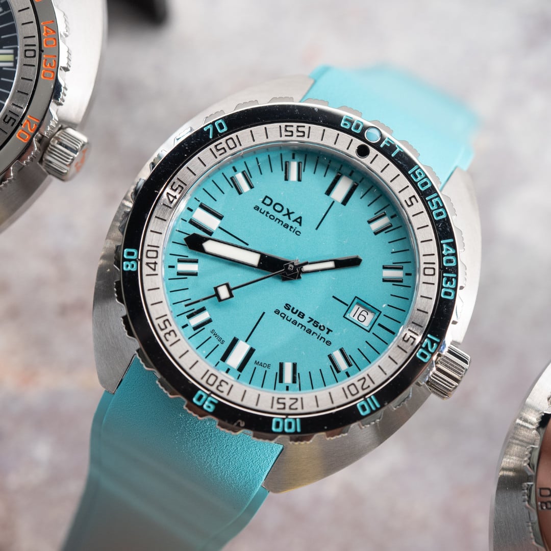 DOXA SUB 750T Aquamarine 825.10.241.25 On Strap