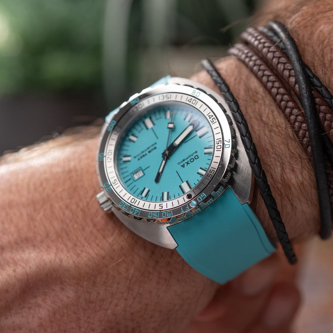 DOXA SUB 750T Aquamarine 825.10.241.25 On Strap