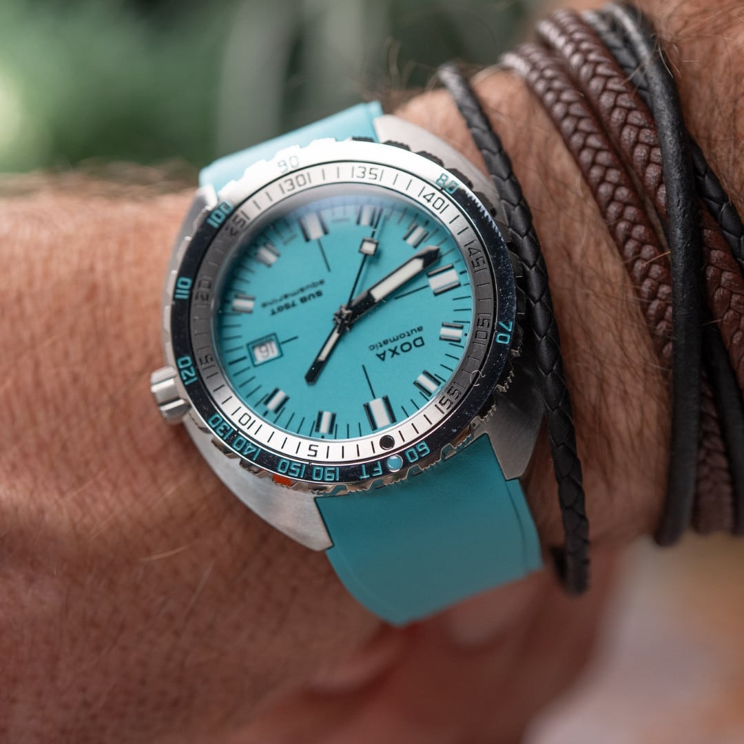 DOXA SUB 750T Aquamarine 825.10.241.25 On Strap