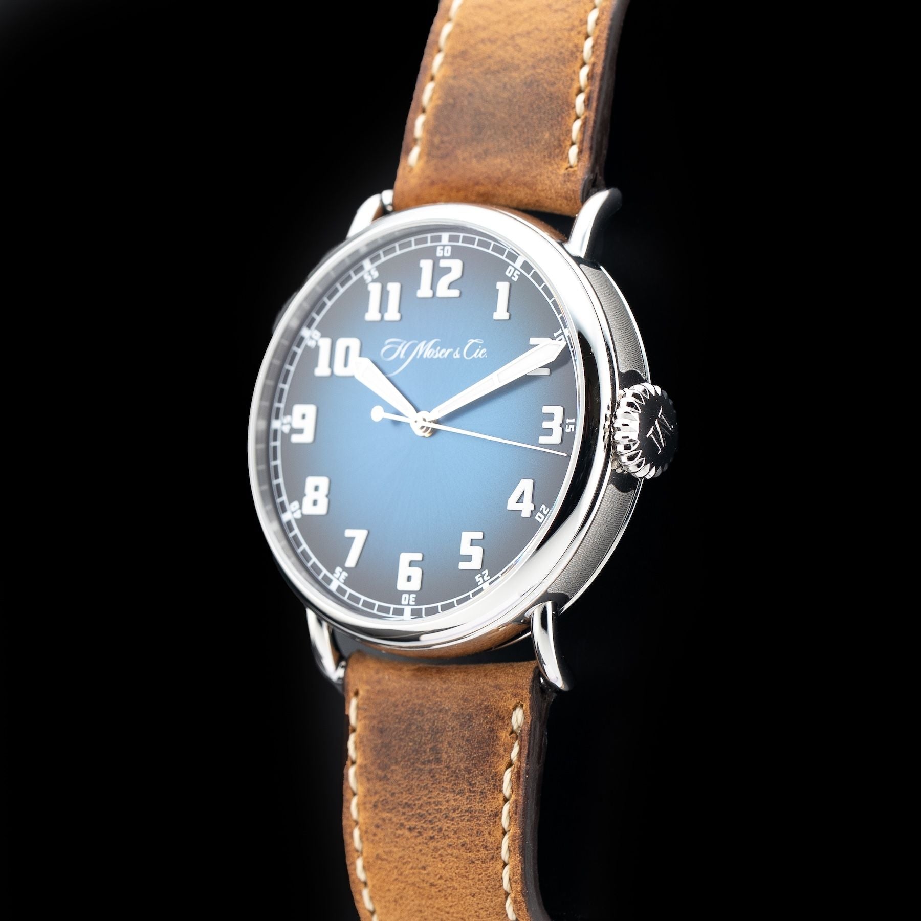 H. Moser & Cie. 8200-1201 Heritage Centre Seconds Funky Blue
