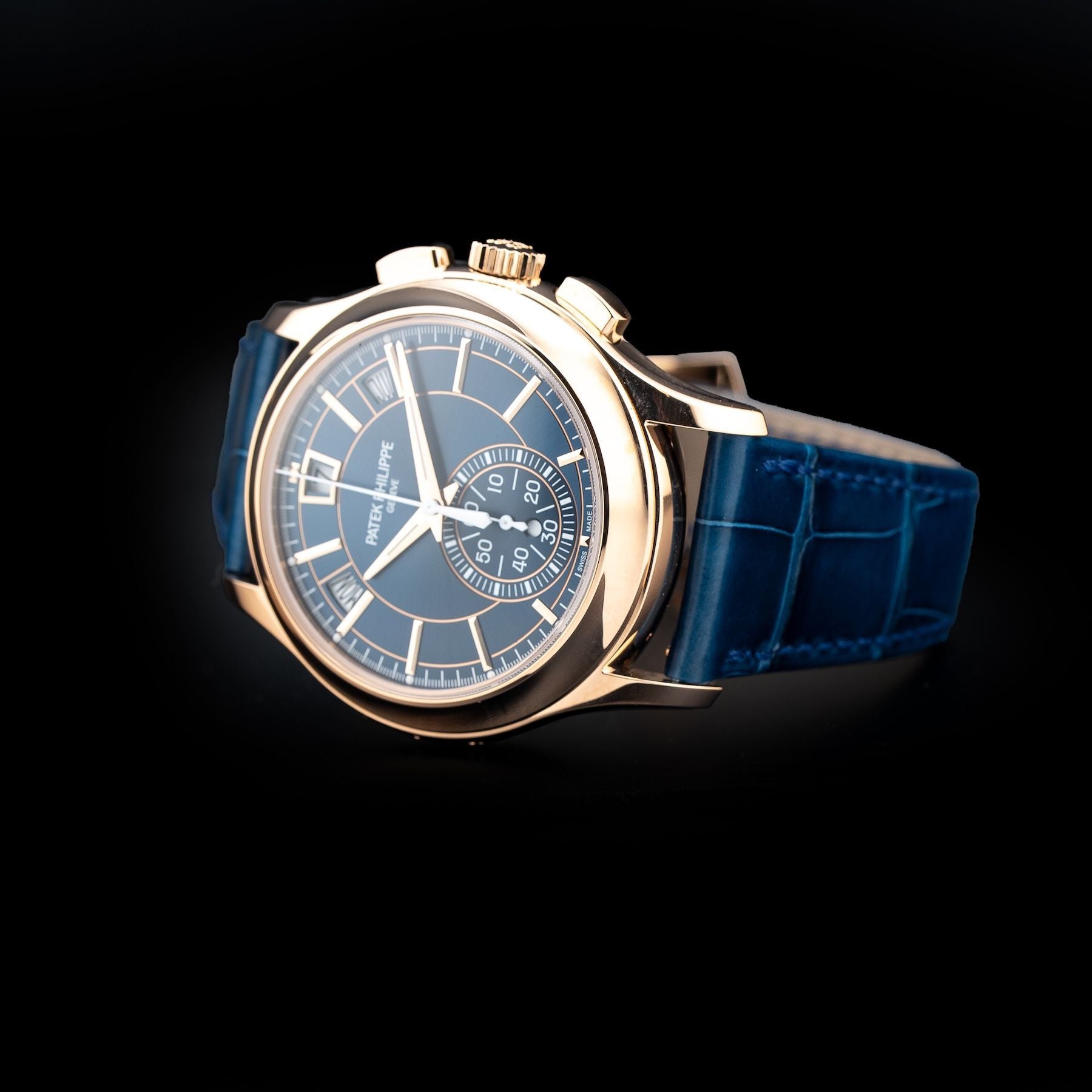 Patek Philippe 5905R-010 Flyback Chronograph Annual Calendar Rose Gold Blue