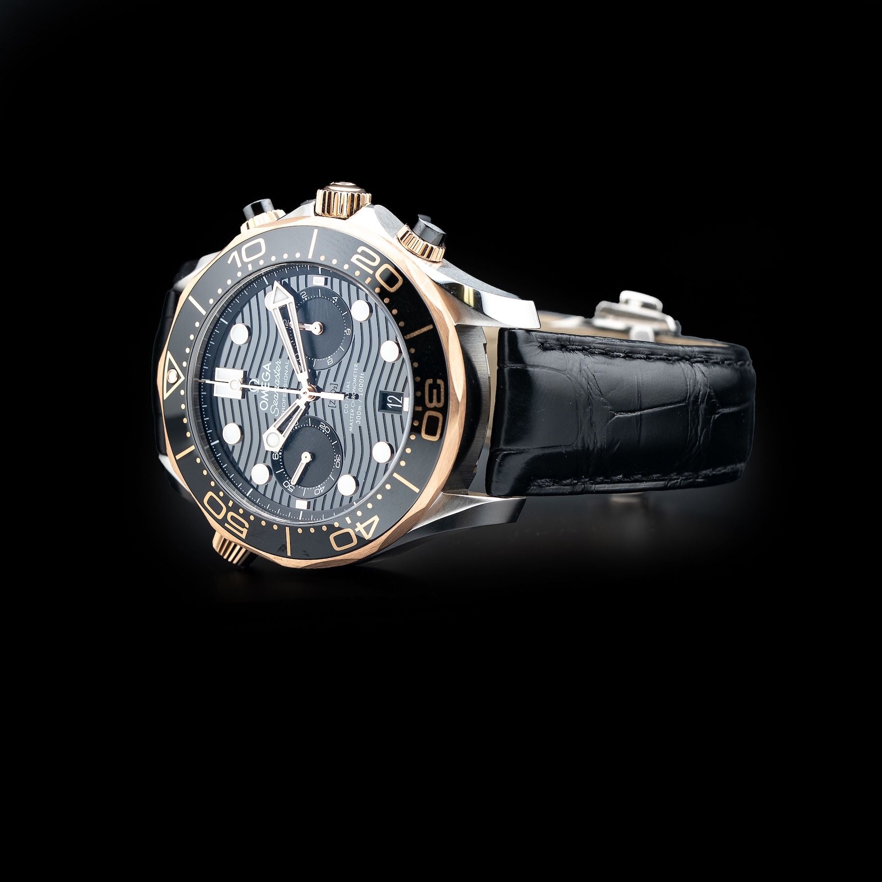 Omega 210.22.44.51.01.001 Seamaster Diver 300M Master Chronometer Steel and Gold