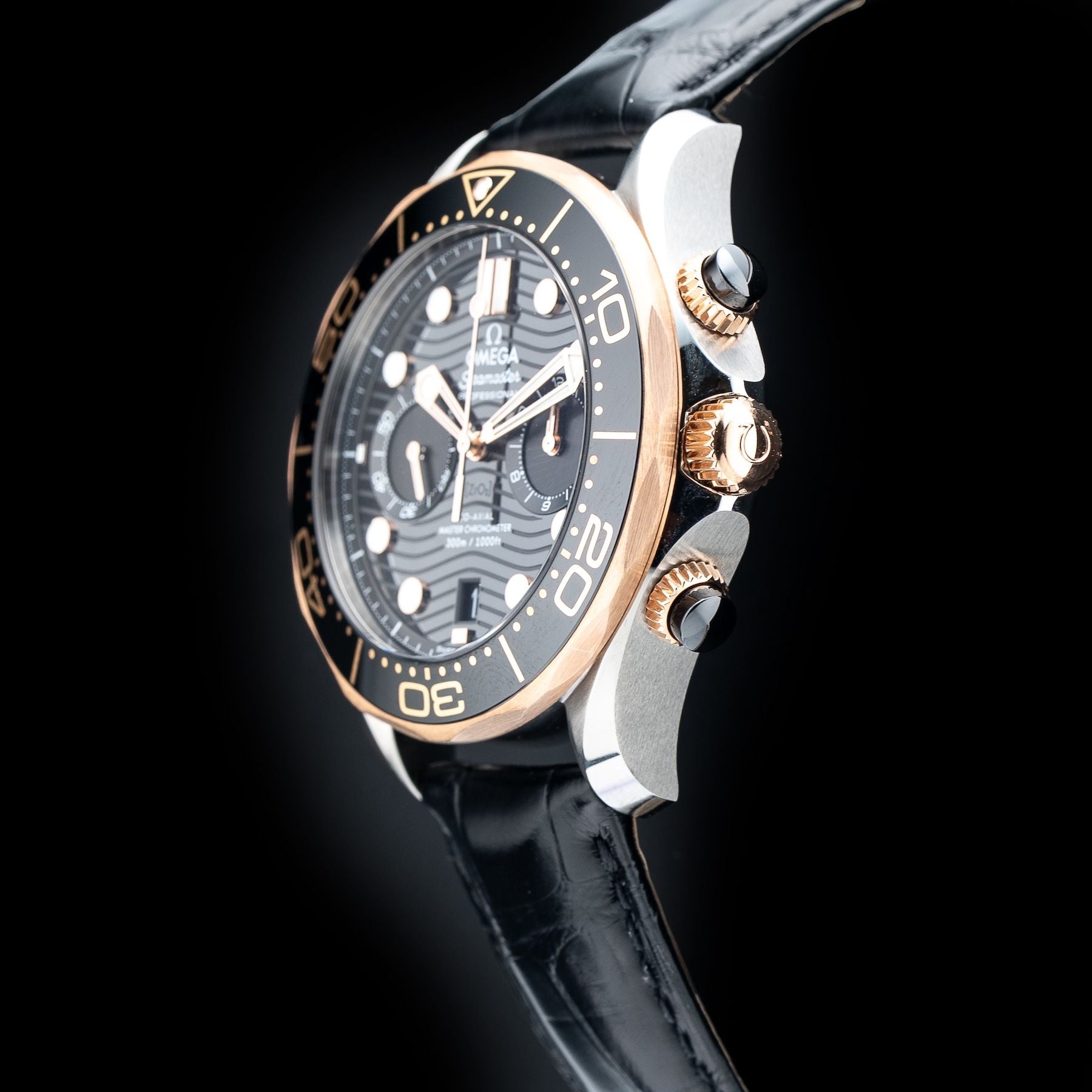 Omega 210.22.44.51.01.001 Seamaster Diver 300M Master Chronometer Steel and Gold