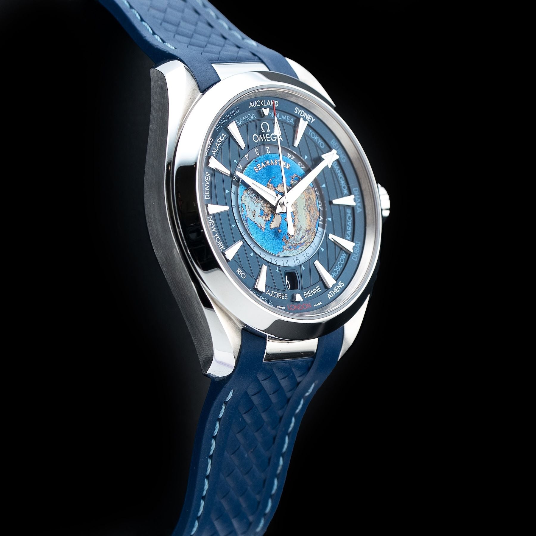 Omega 220.12.43.22.03.001 Seamaster Aqua Terra 150m GMT World Timer 43mm