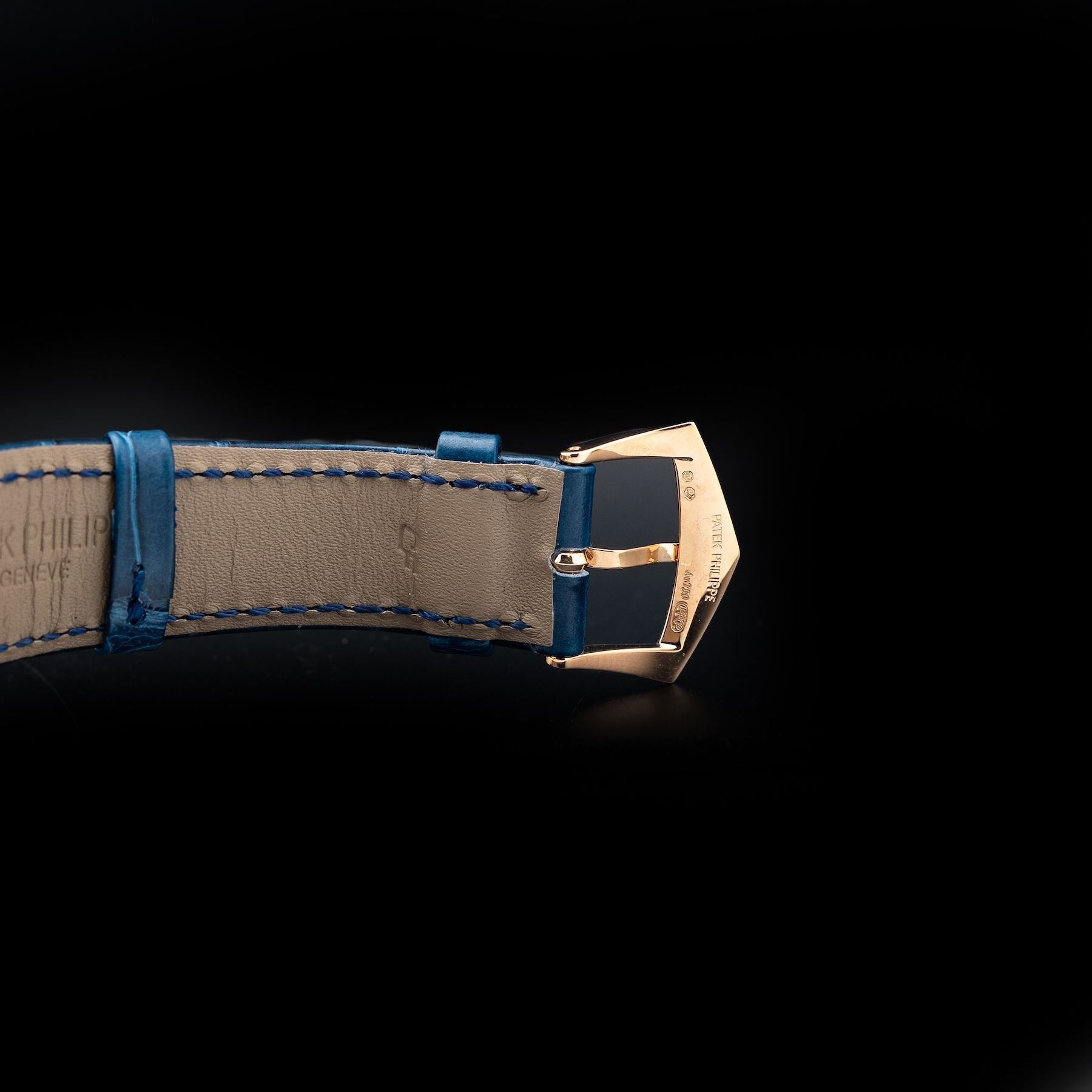 Patek Philippe 5905R-010 Flyback Chronograph Annual Calendar Rose Gold Blue