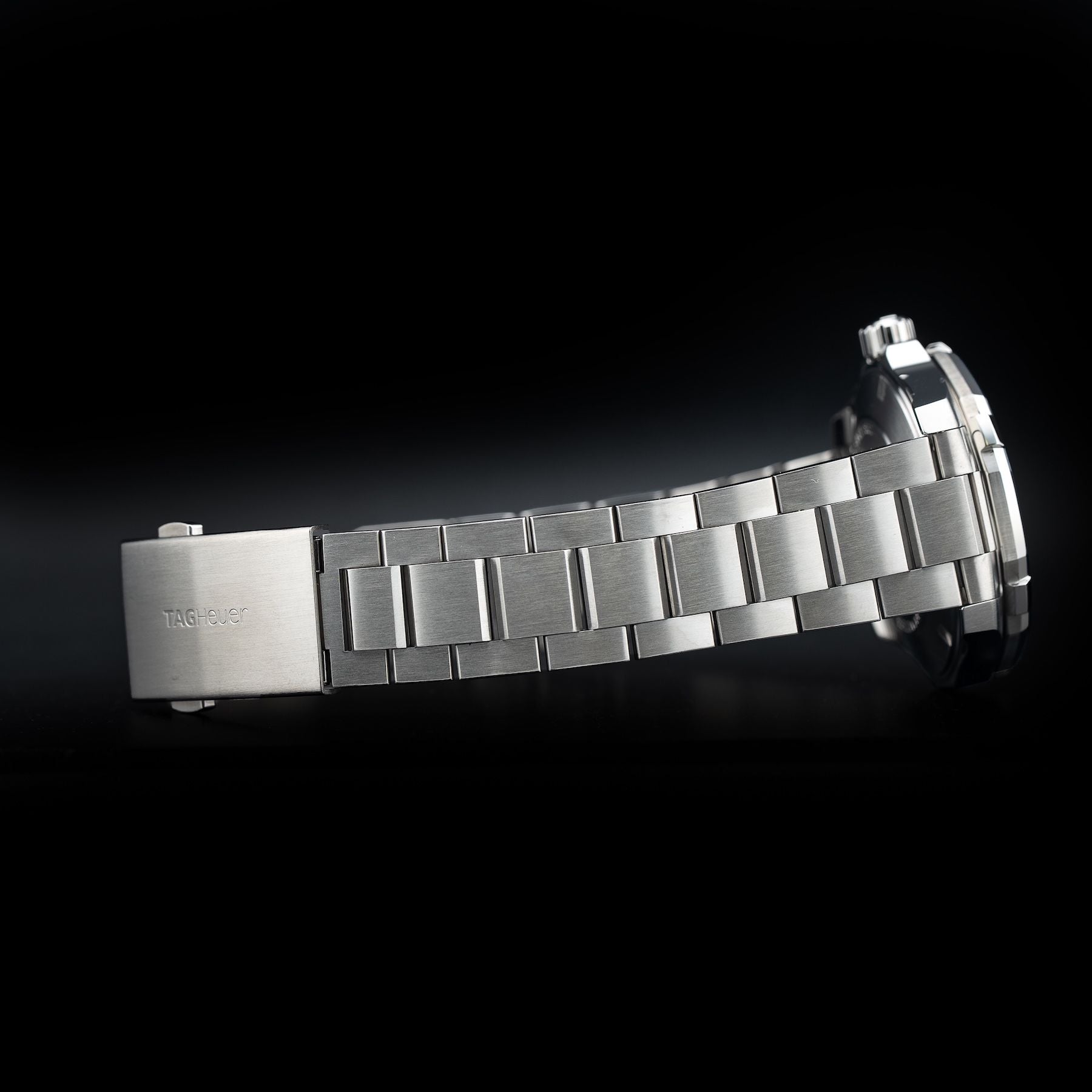 TAG Heuer Aquaracer Automatic Navy Blue Dial WAY211C.BA0928 Caliber 5