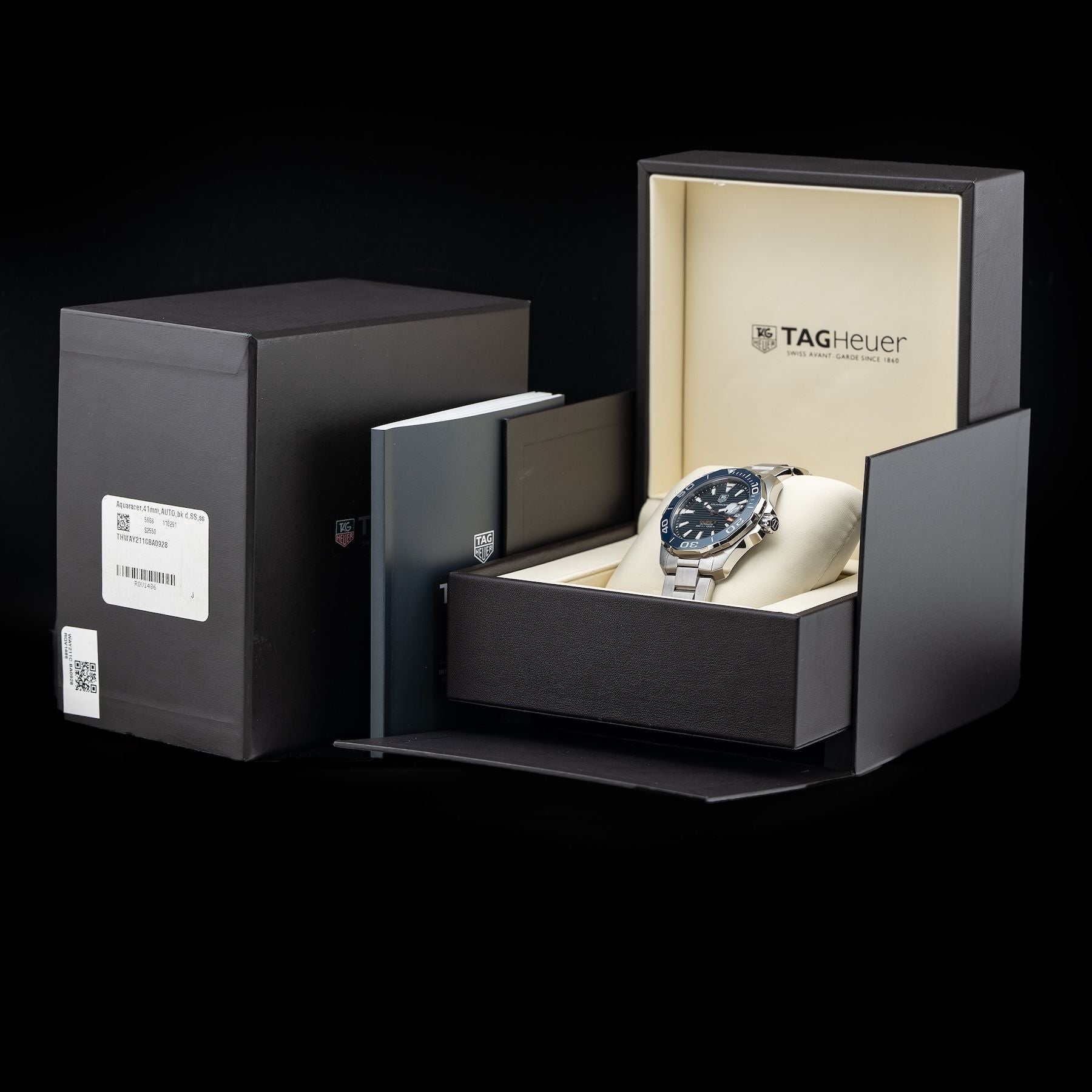 TAG Heuer Aquaracer Automatic Navy Blue Dial WAY211C.BA0928 Caliber 5