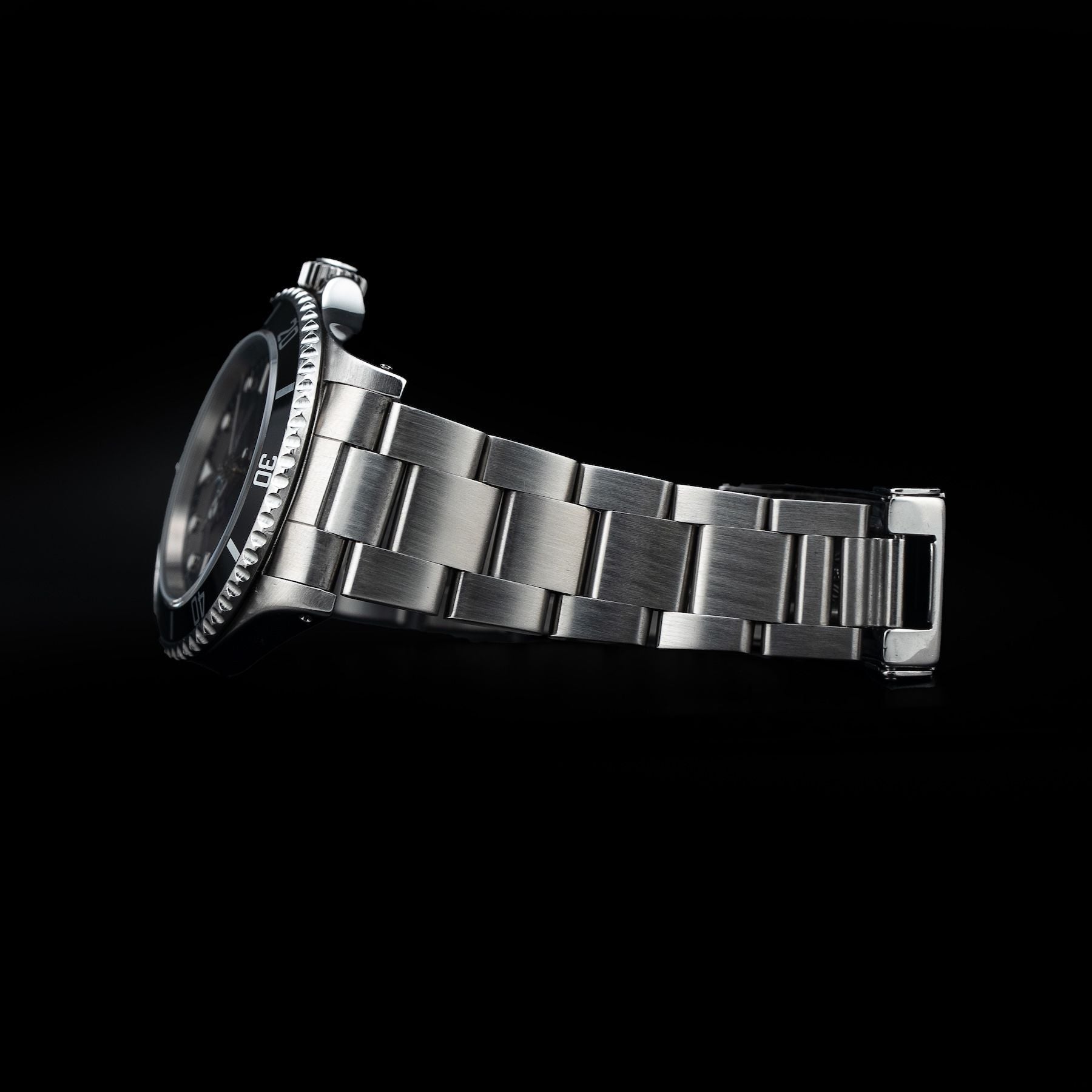 Rolex 14060M Oyster Perpetual Submariner