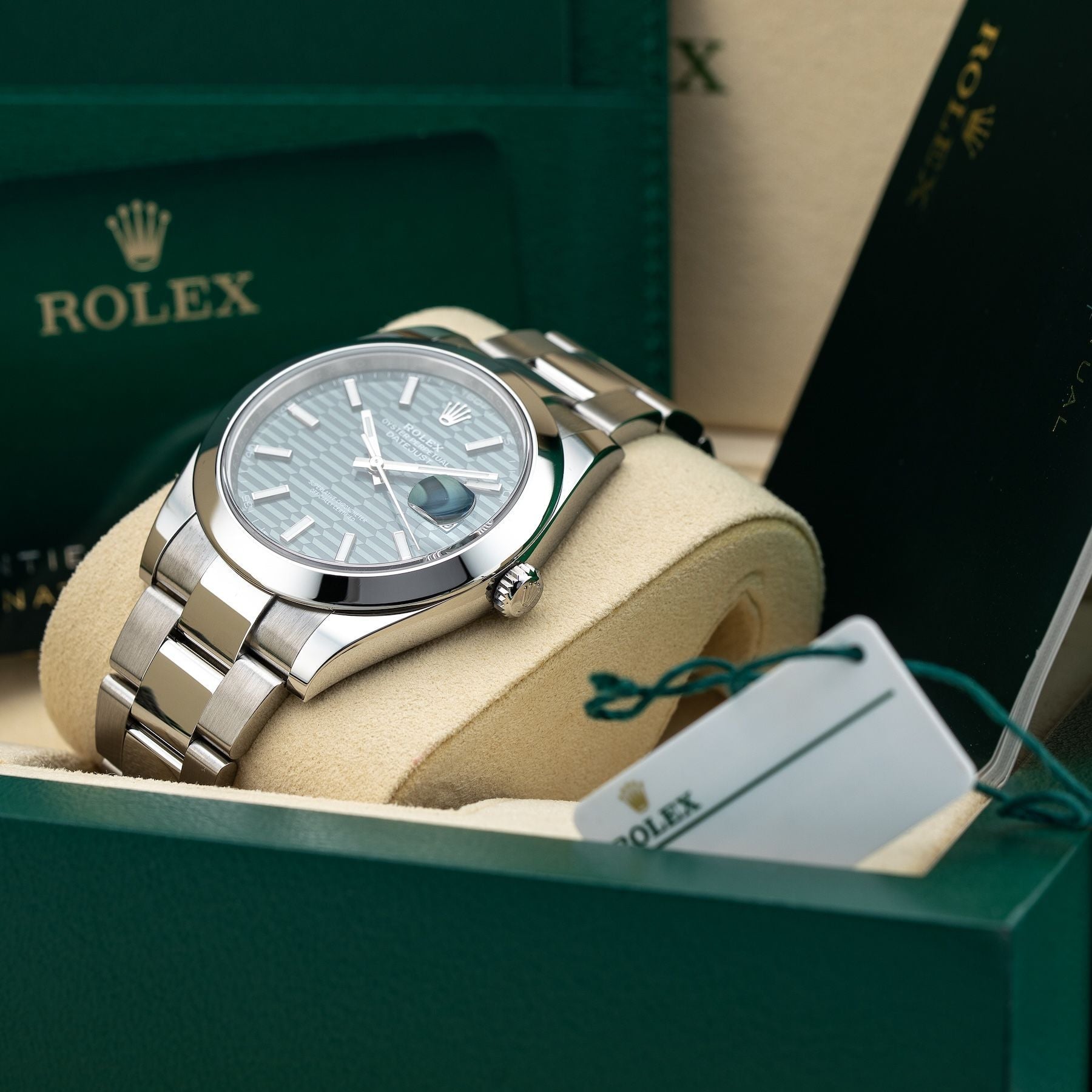Rolex 126300-0021 Datejust