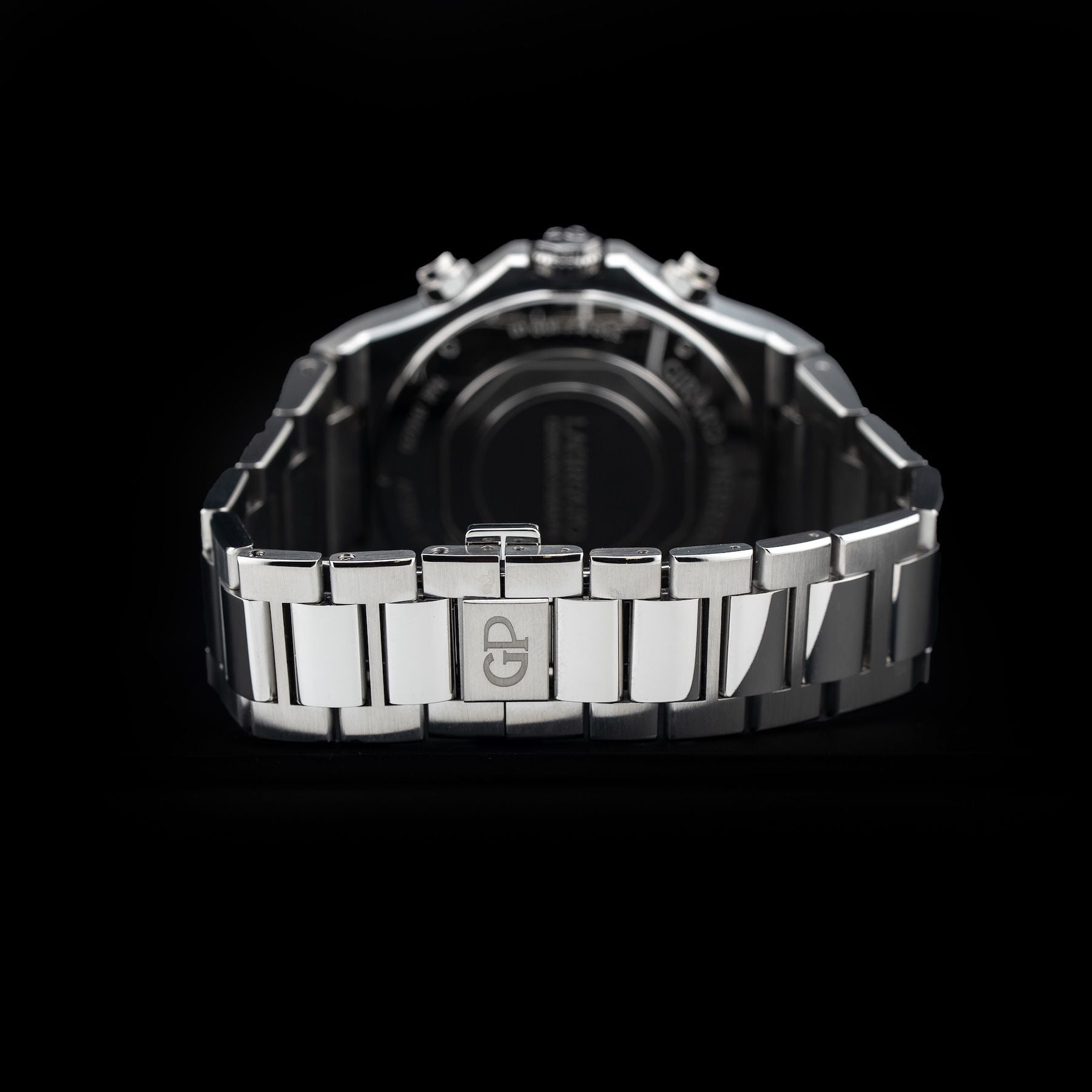 Girard Perregaux Laureato 81020-11-131-11A