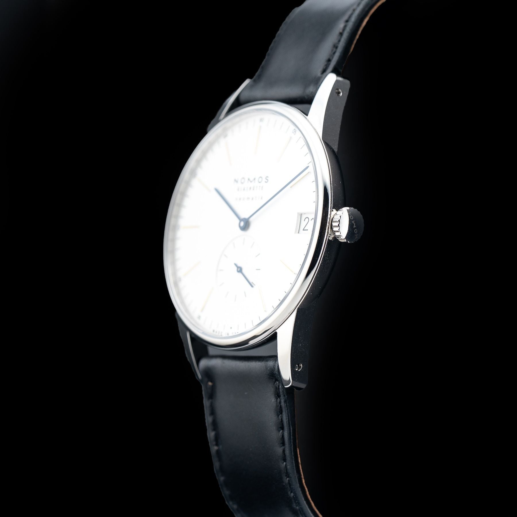 NOMOS Glashütte 360 Orion Neomatik 41 Date Automatic White Dial