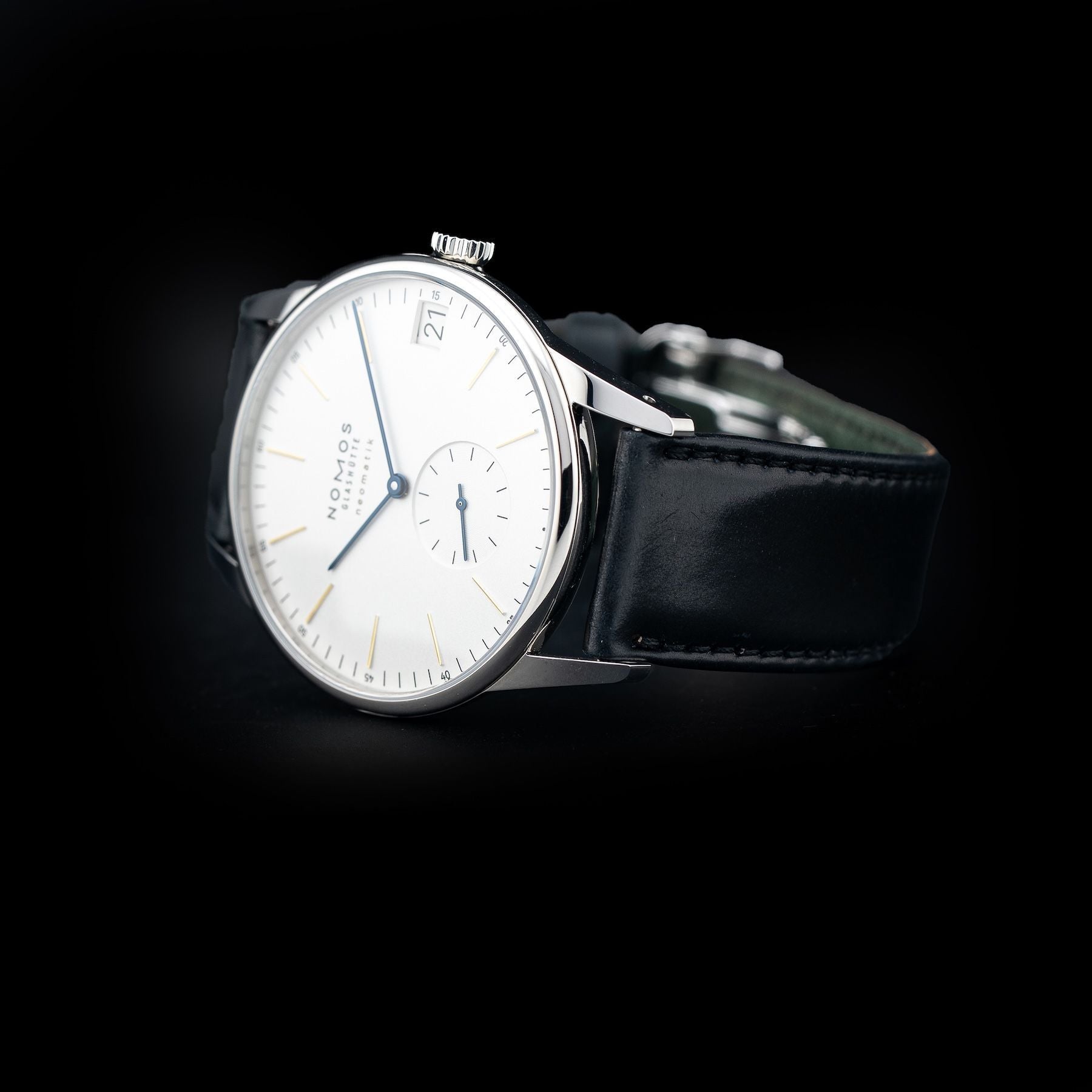 NOMOS Glashütte 360 Orion Neomatik 41 Date Automatic White Dial