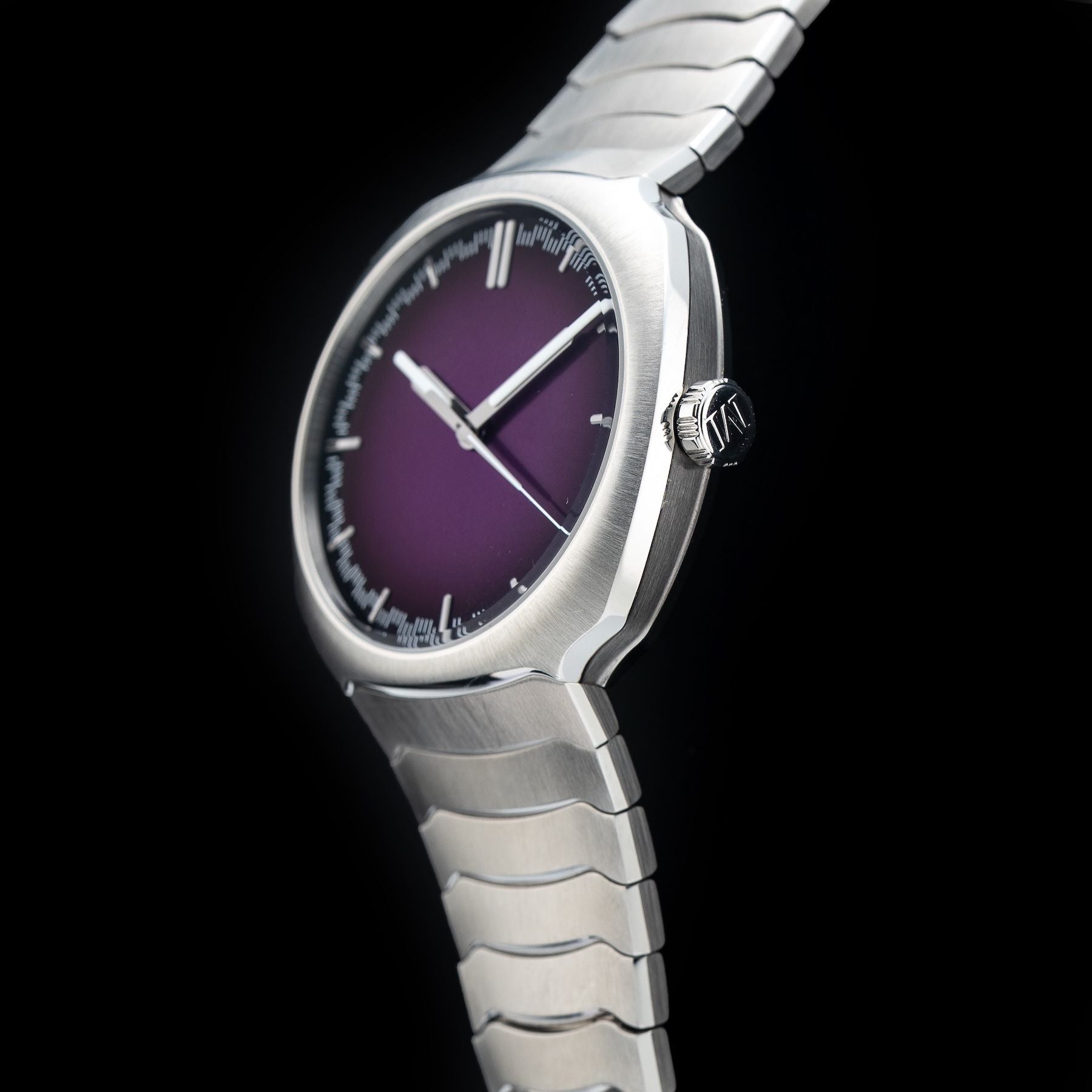 H. Moser & Cie. 6201-1201 Streamliner Centre Seconds Purple Haze