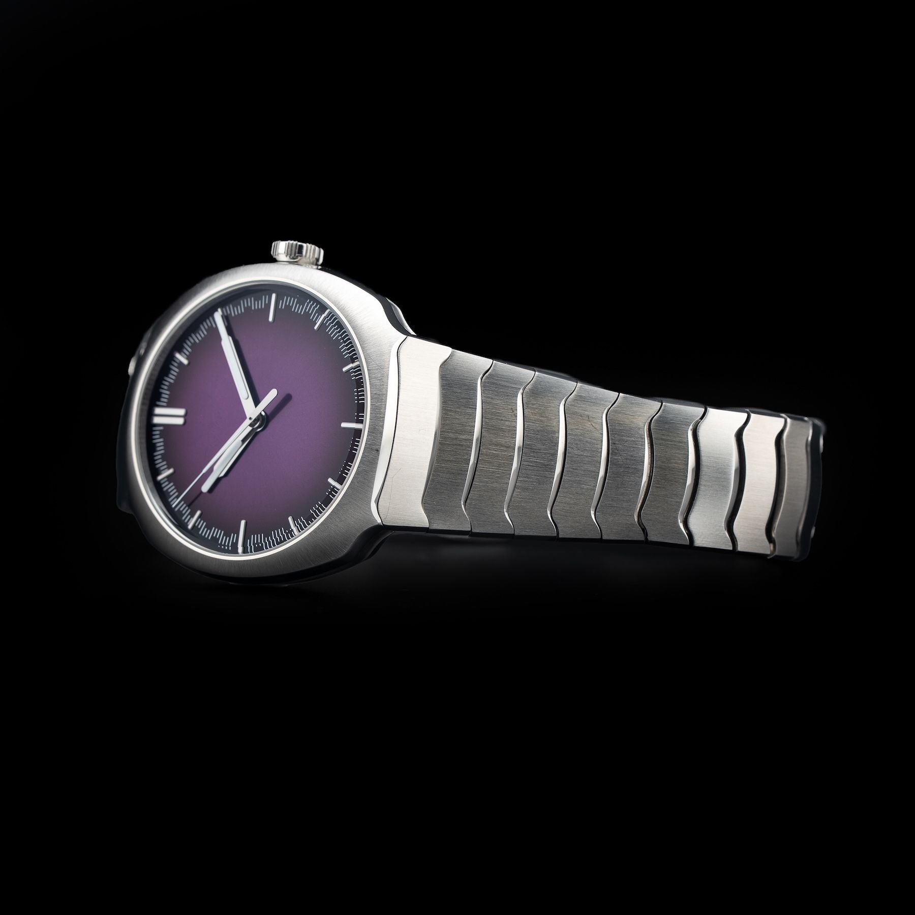 H. Moser & Cie. 6201-1201 Streamliner Centre Seconds Purple Haze