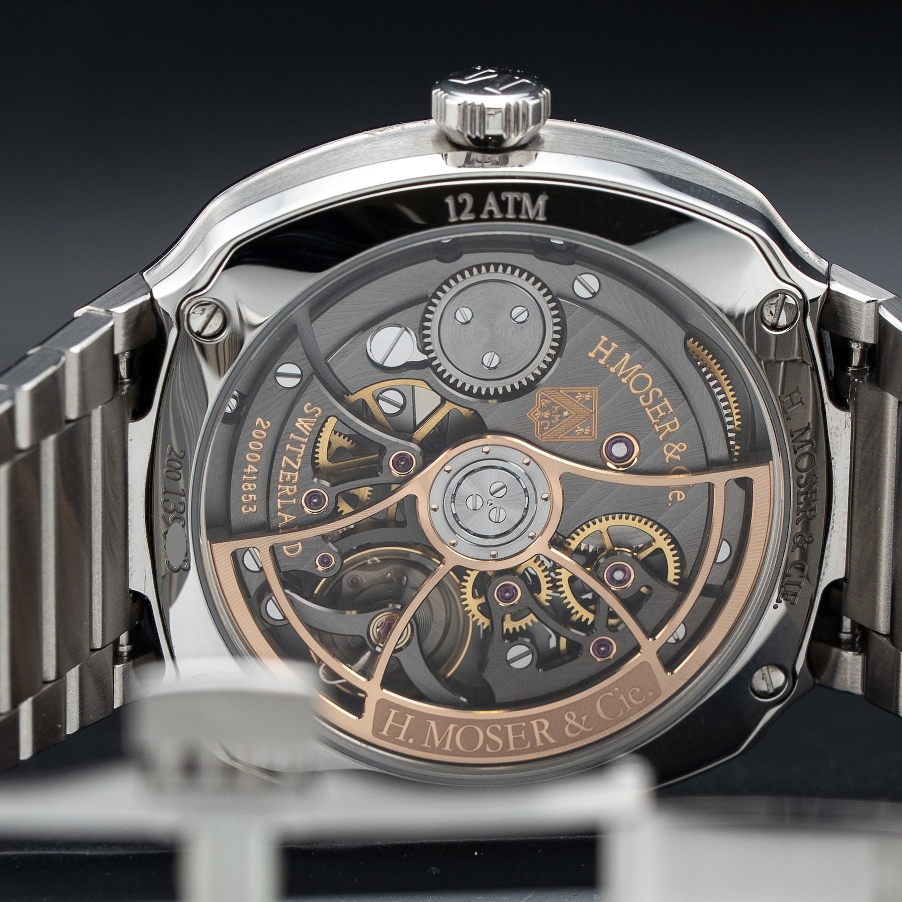 H. Moser & Cie. 6201-1201 Streamliner Centre Seconds Purple Haze