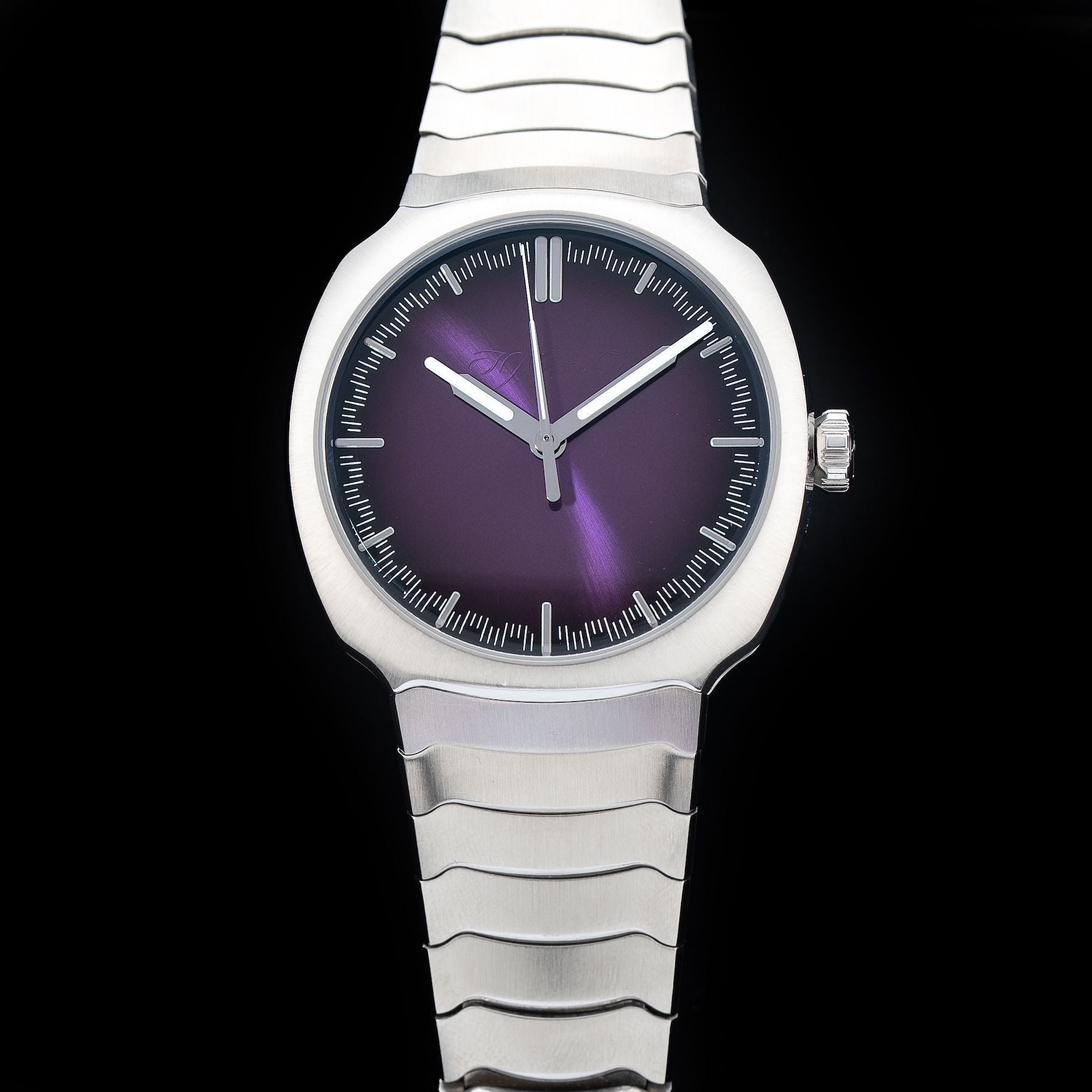 H. Moser & Cie. 6201-1201 Streamliner Centre Seconds Purple Haze