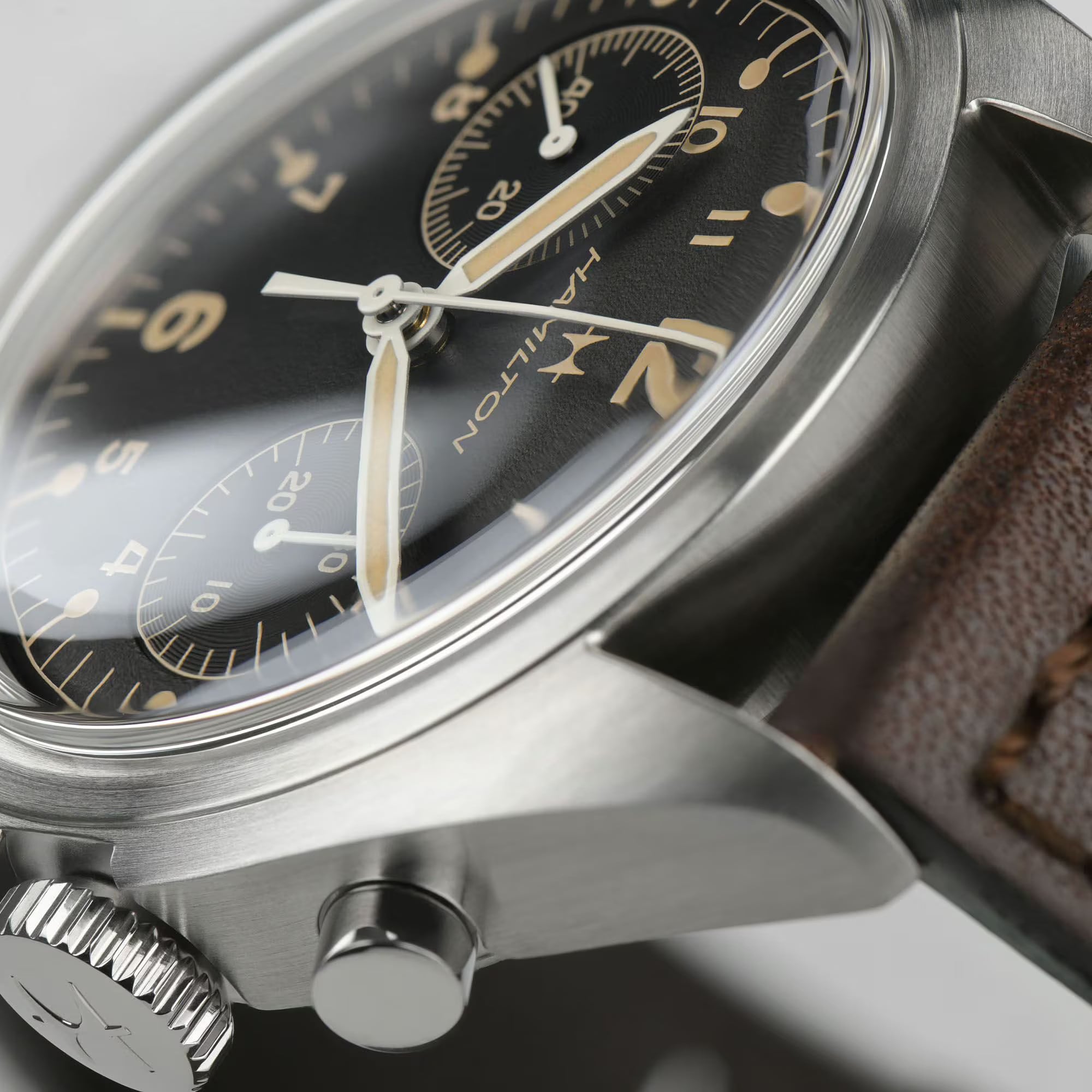 Hamilton H76409530 Khaki Aviation Pilot Pioneer Mechanical Chrono 40mm