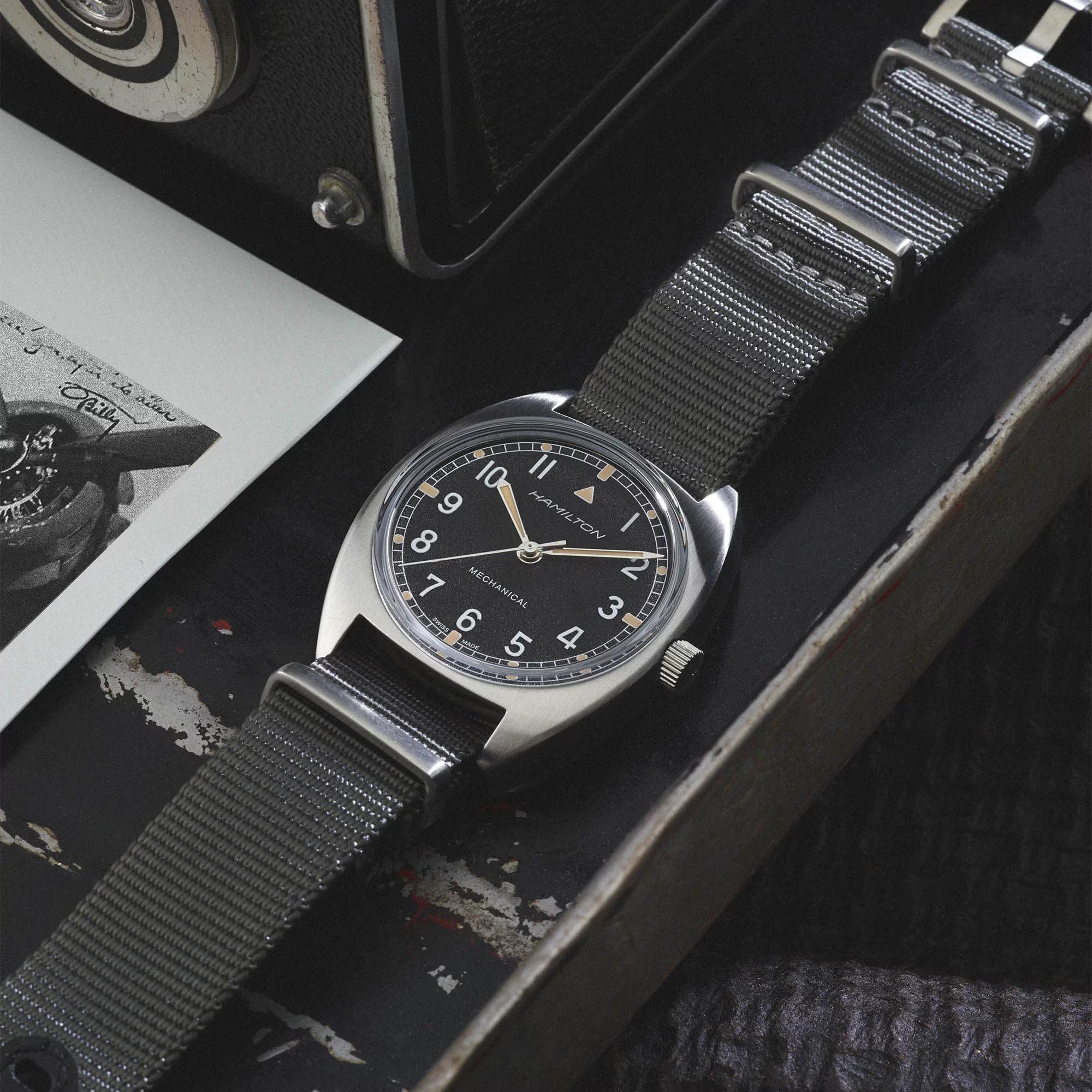 Hamilton H76419931 Khaki Aviation Pilot Pioneer Mechanical 36mm x 33mm