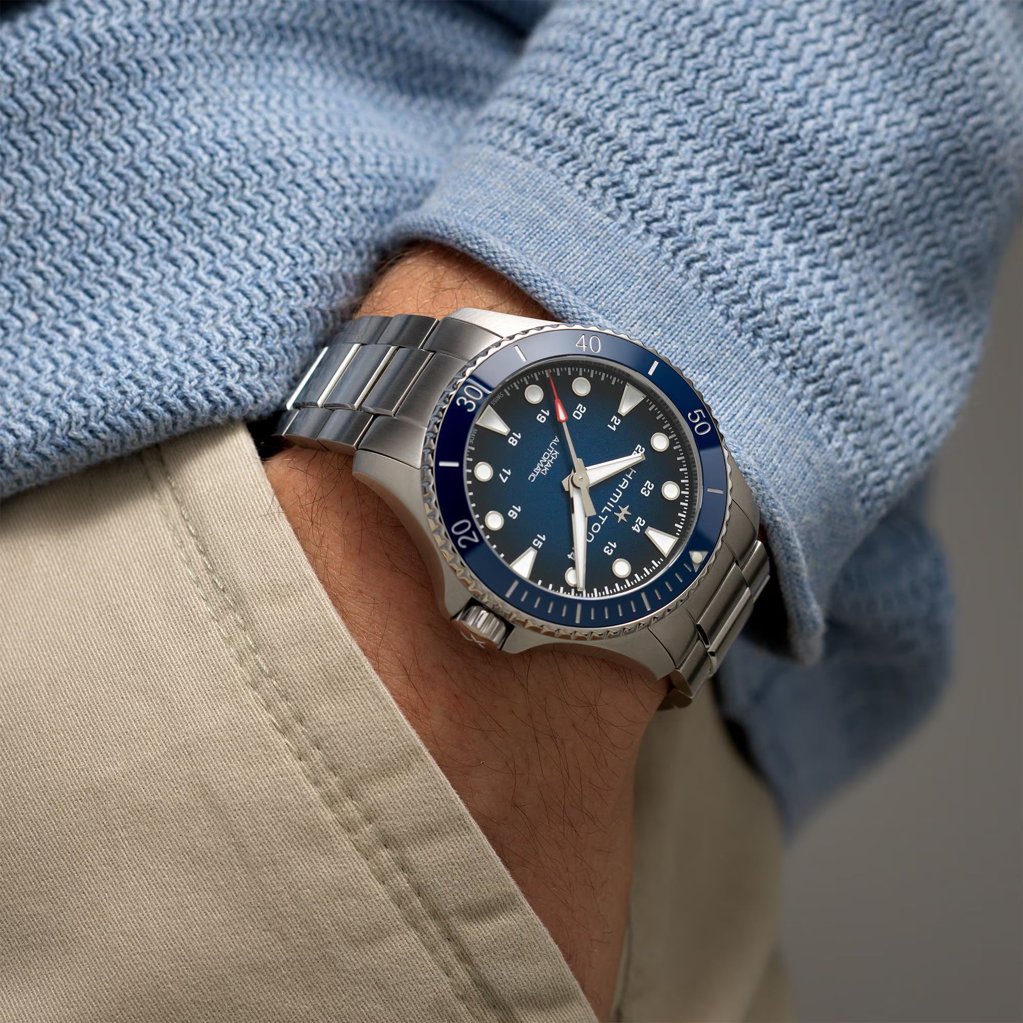 Hamilton H82505140 Khaki Navy Scuba Auto 43mm