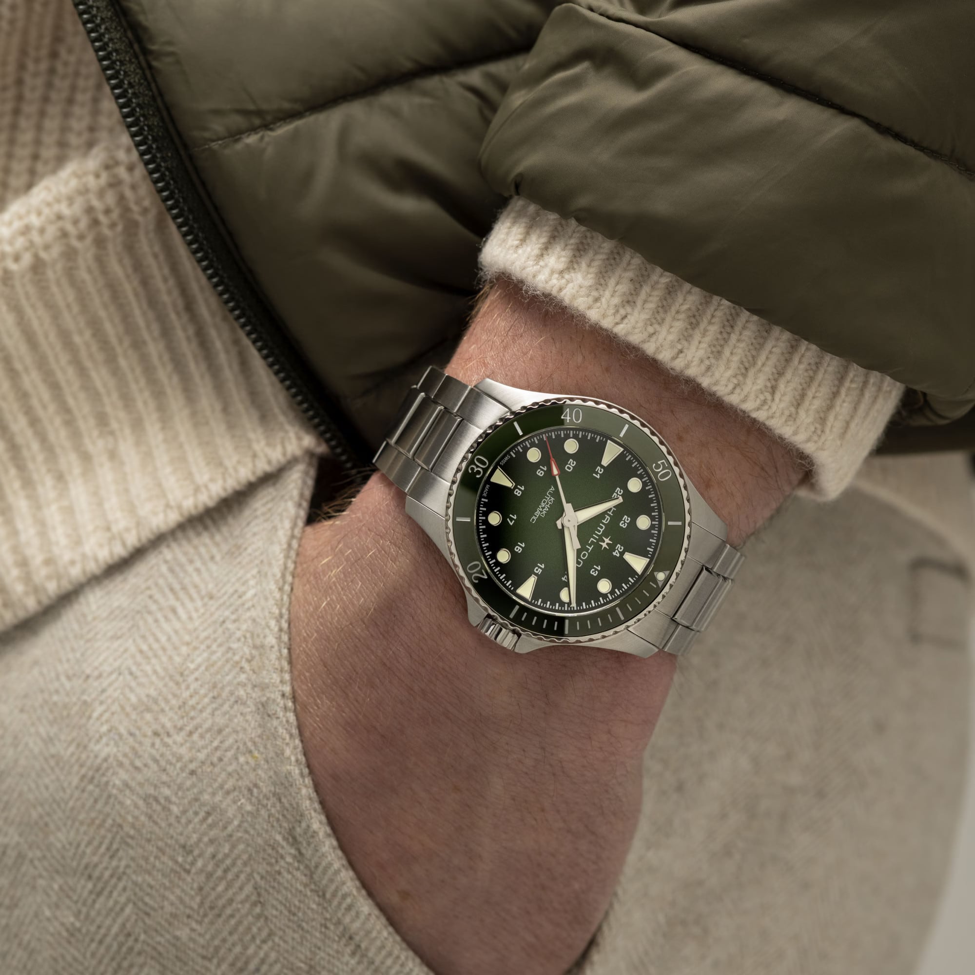 Hamilton H82525160 Khaki Navy Scuba Auto 43mm