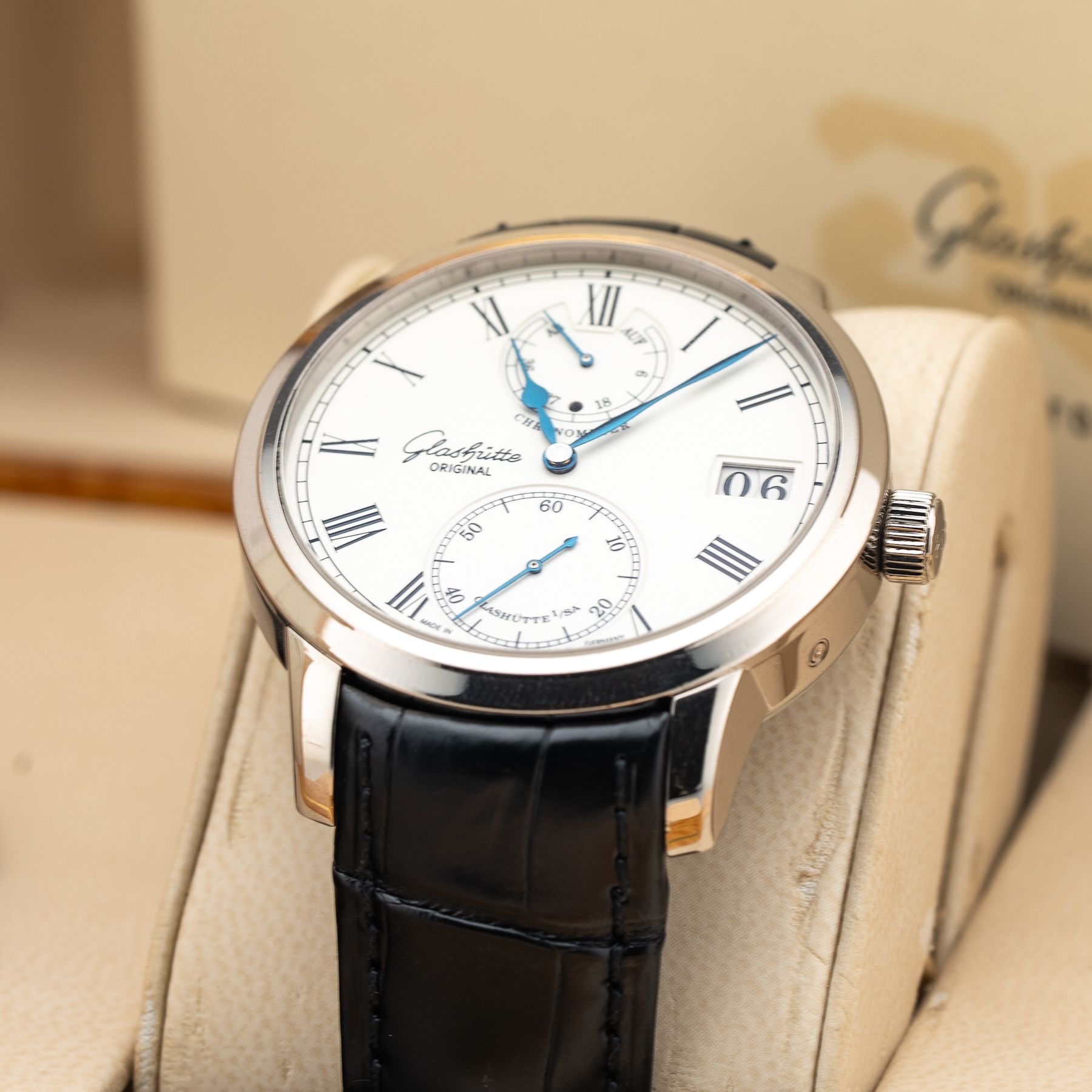 Glashütte Original 1-58-01-01-01-04 Senator Chronometer