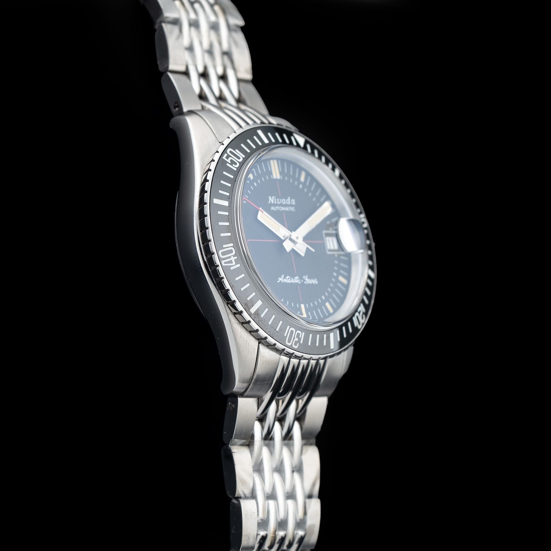 Nivada Grenchen Antarctic Diver 32038A04