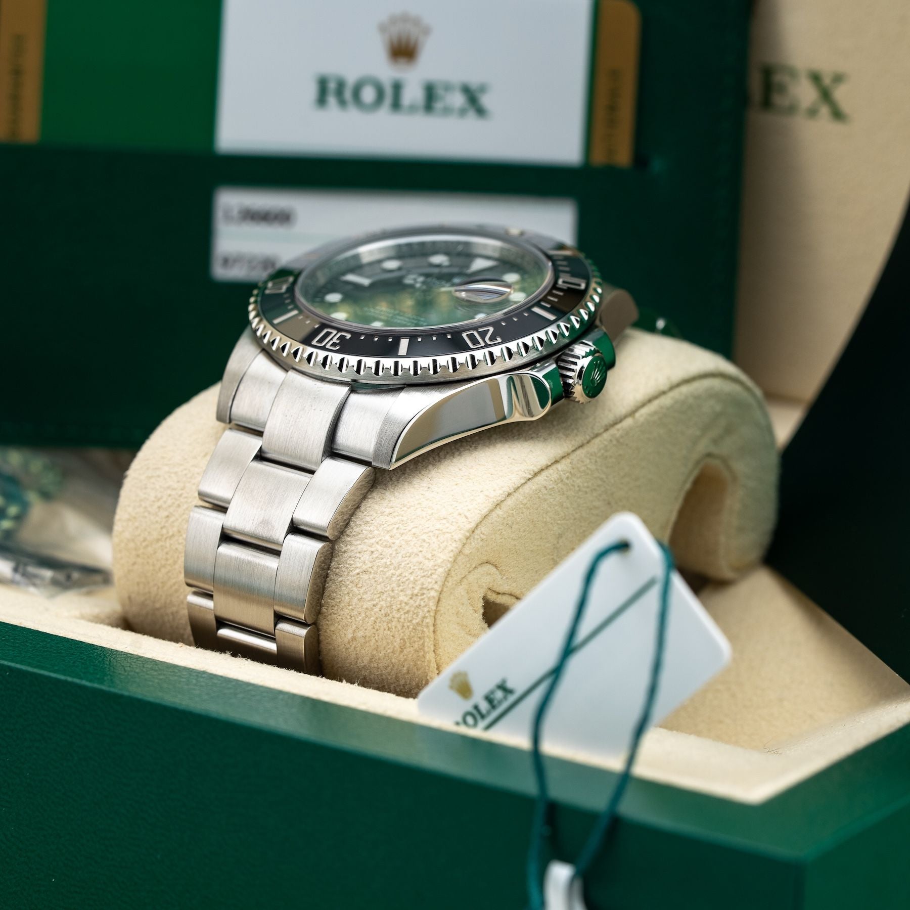 Rolex M126600-0001 Oyster Perpetual Sea-Dweller