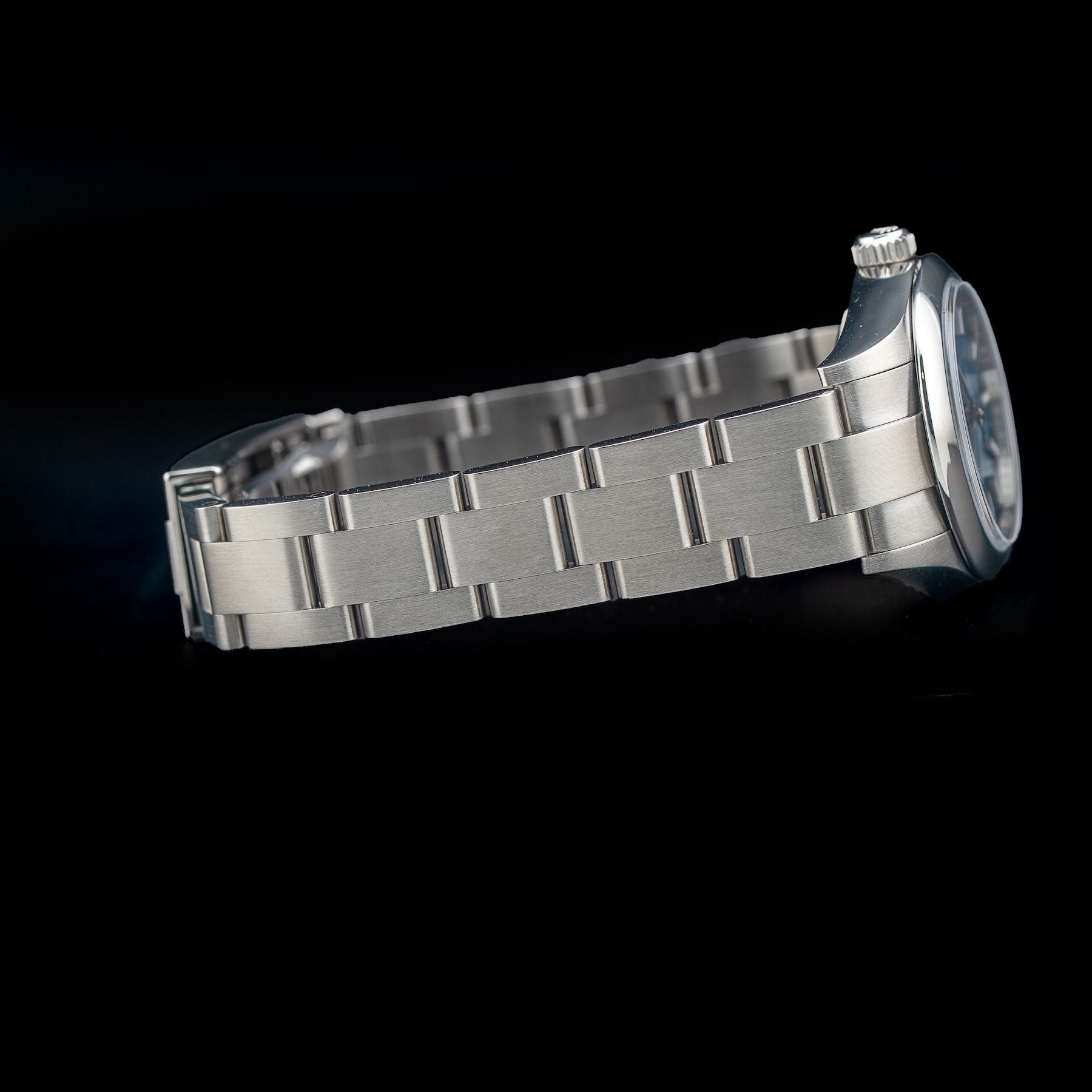 Rolex 276200 Oyster Perpetual 28mm Med Blue Dial