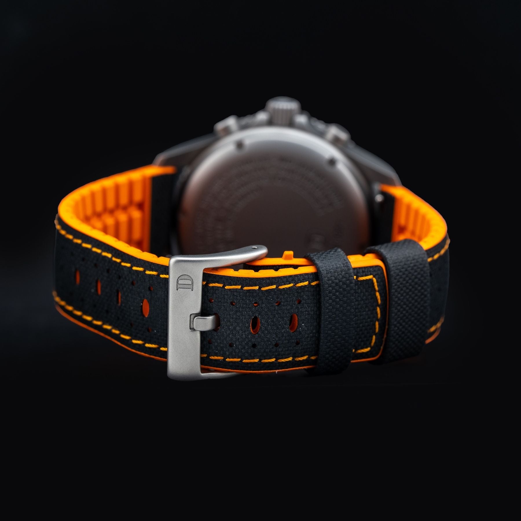 Damasko DC82 Orange Central Minutes Chrono