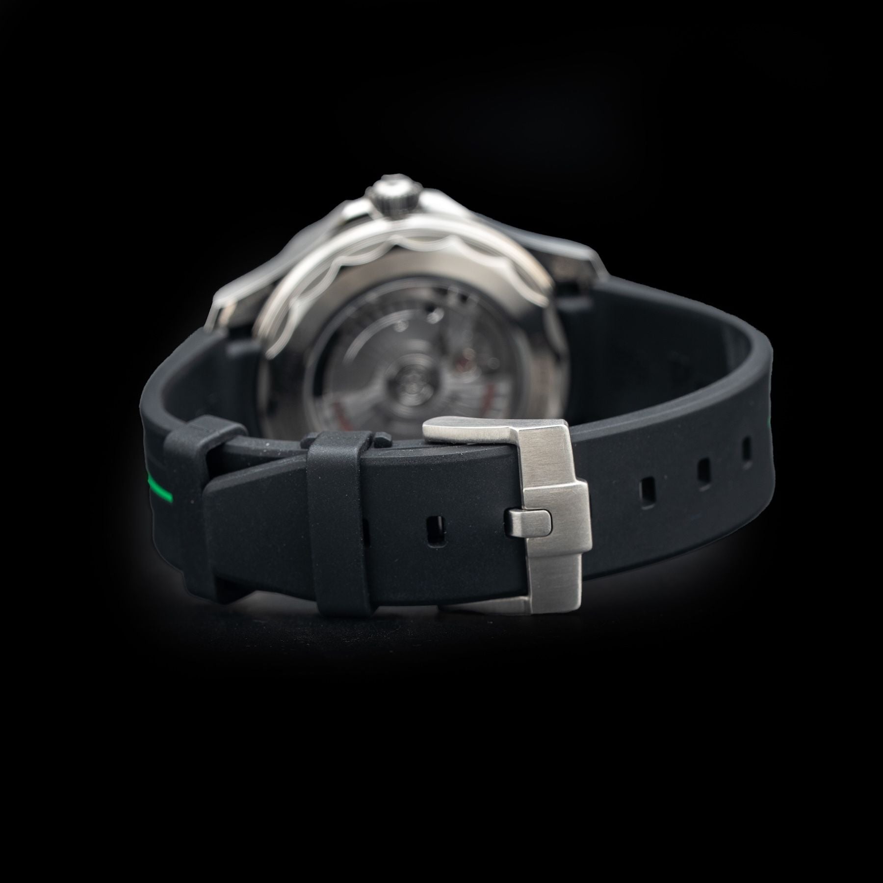 Omega 210.30.42.20.10.001 Seamaster Diver 300M Green Dial On Bracelet