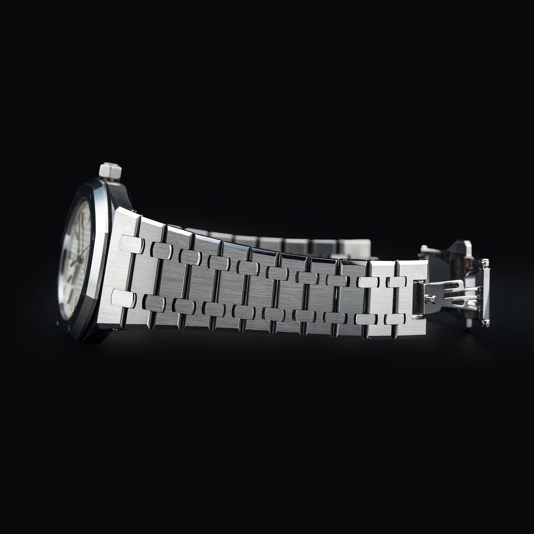 Audemars Piguet 15300ST.OO.1220ST.01 Royal Oak