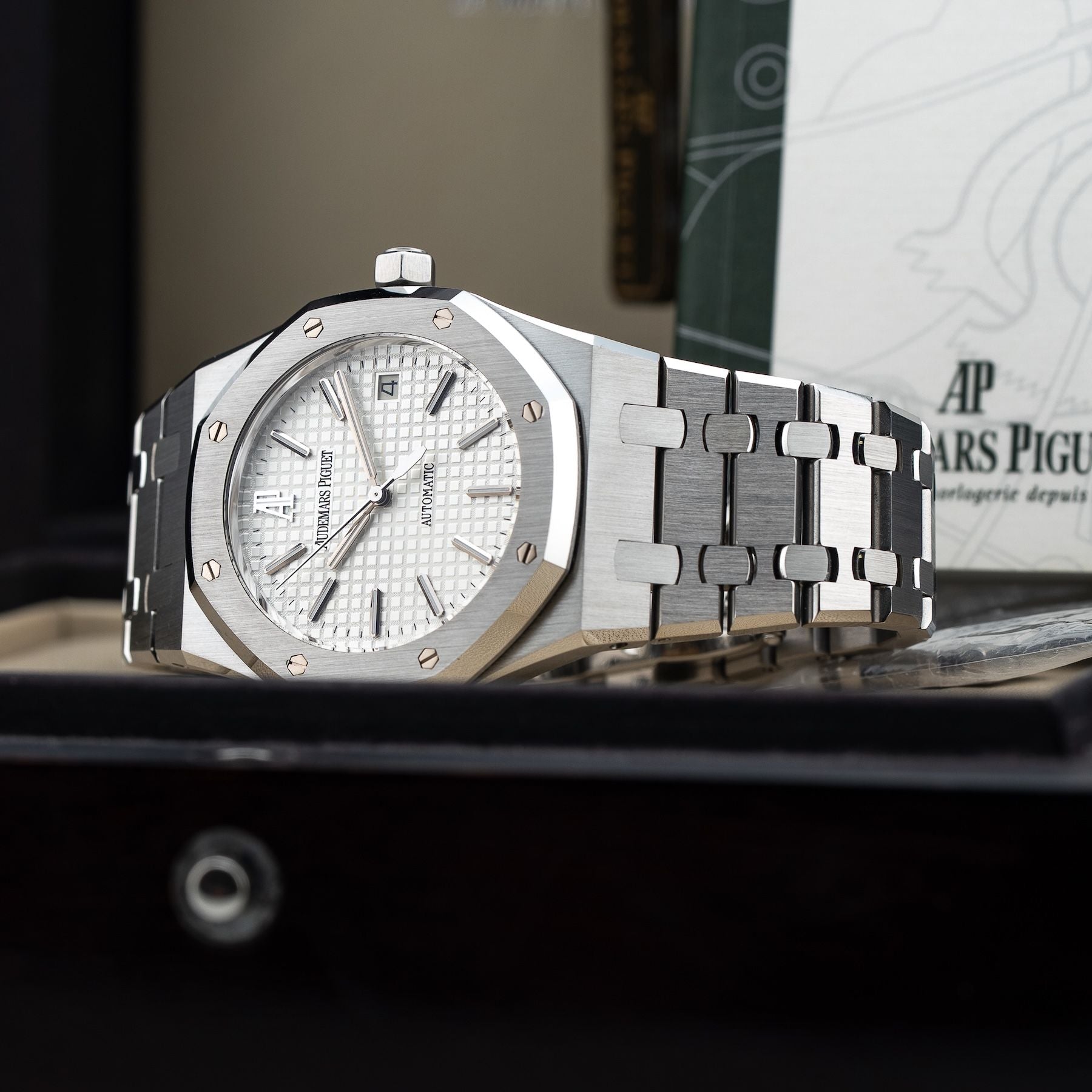 Audemars Piguet 15300ST.OO.1220ST.01 Royal Oak