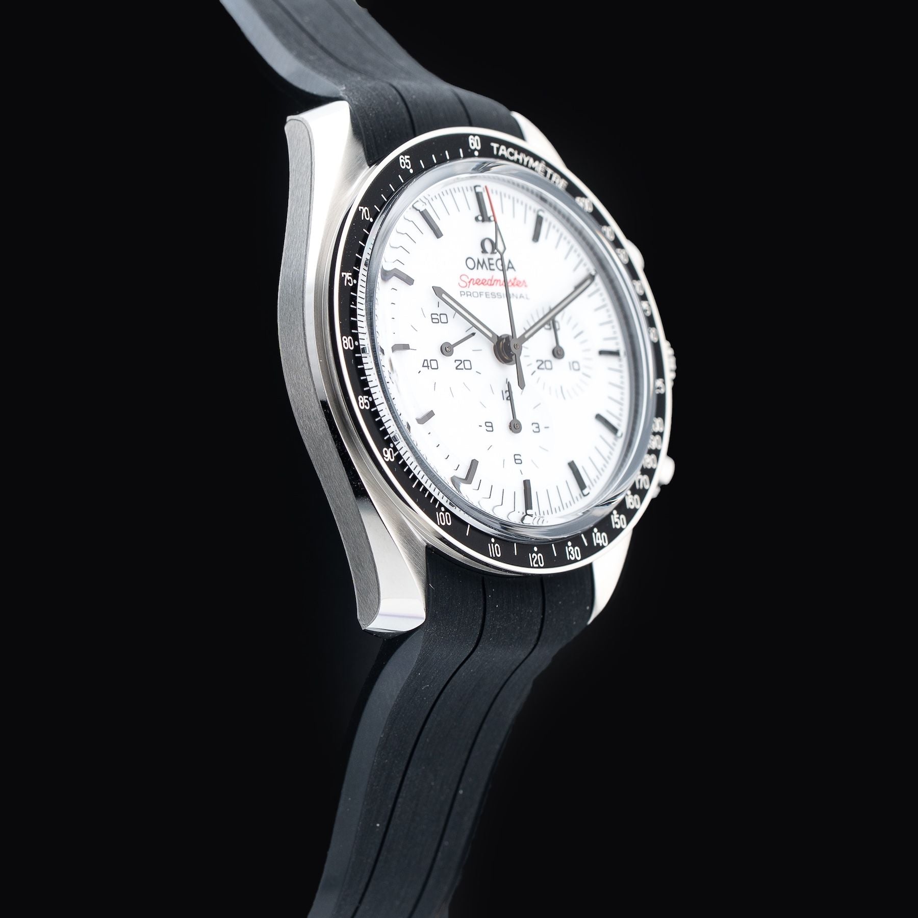 Omega 310.32.42.50.04.001 Speedmaster Moonwatch Professional White Dial On Rubber Strap