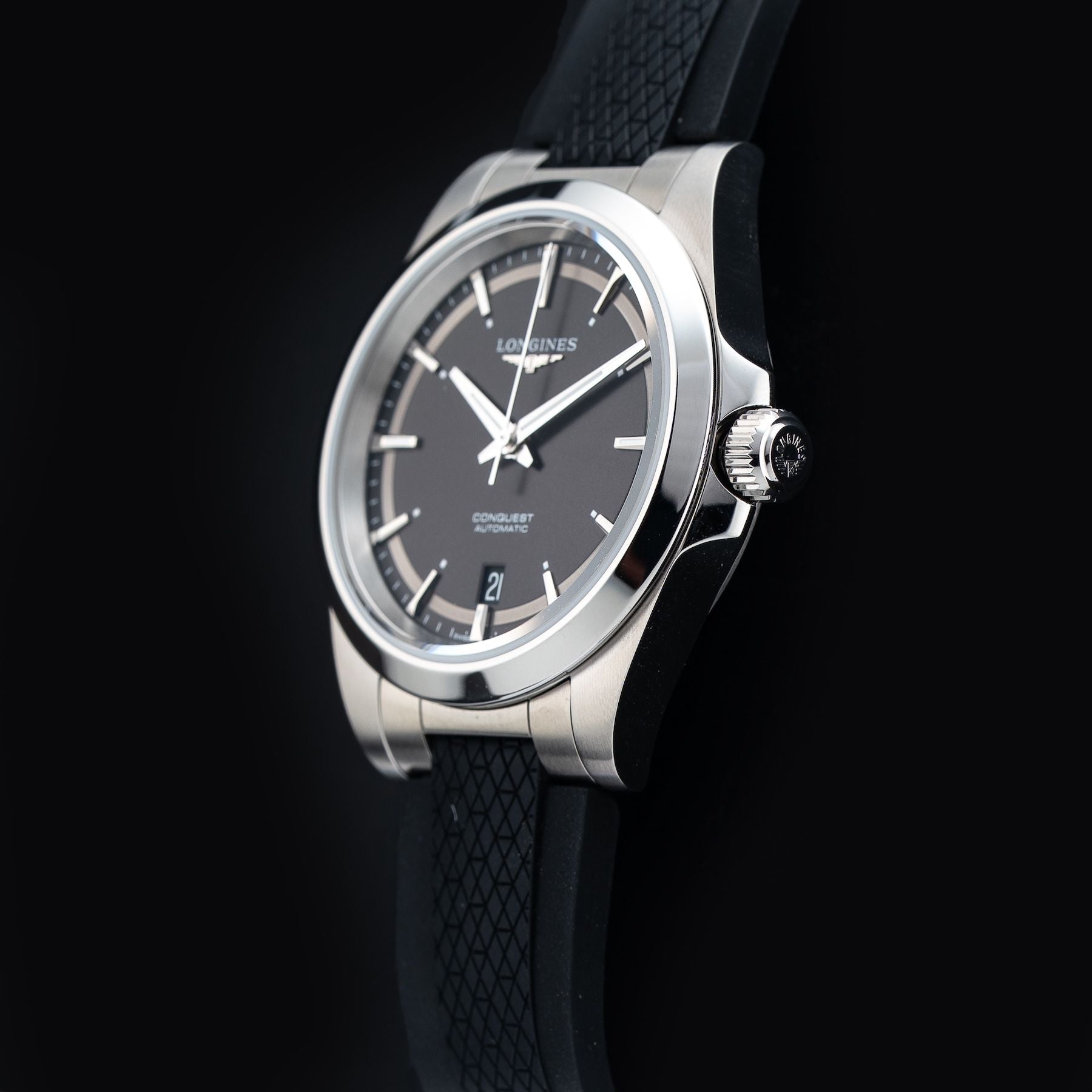 Longines L3.720.4.52.9 Conquest Black Dial 38mm
