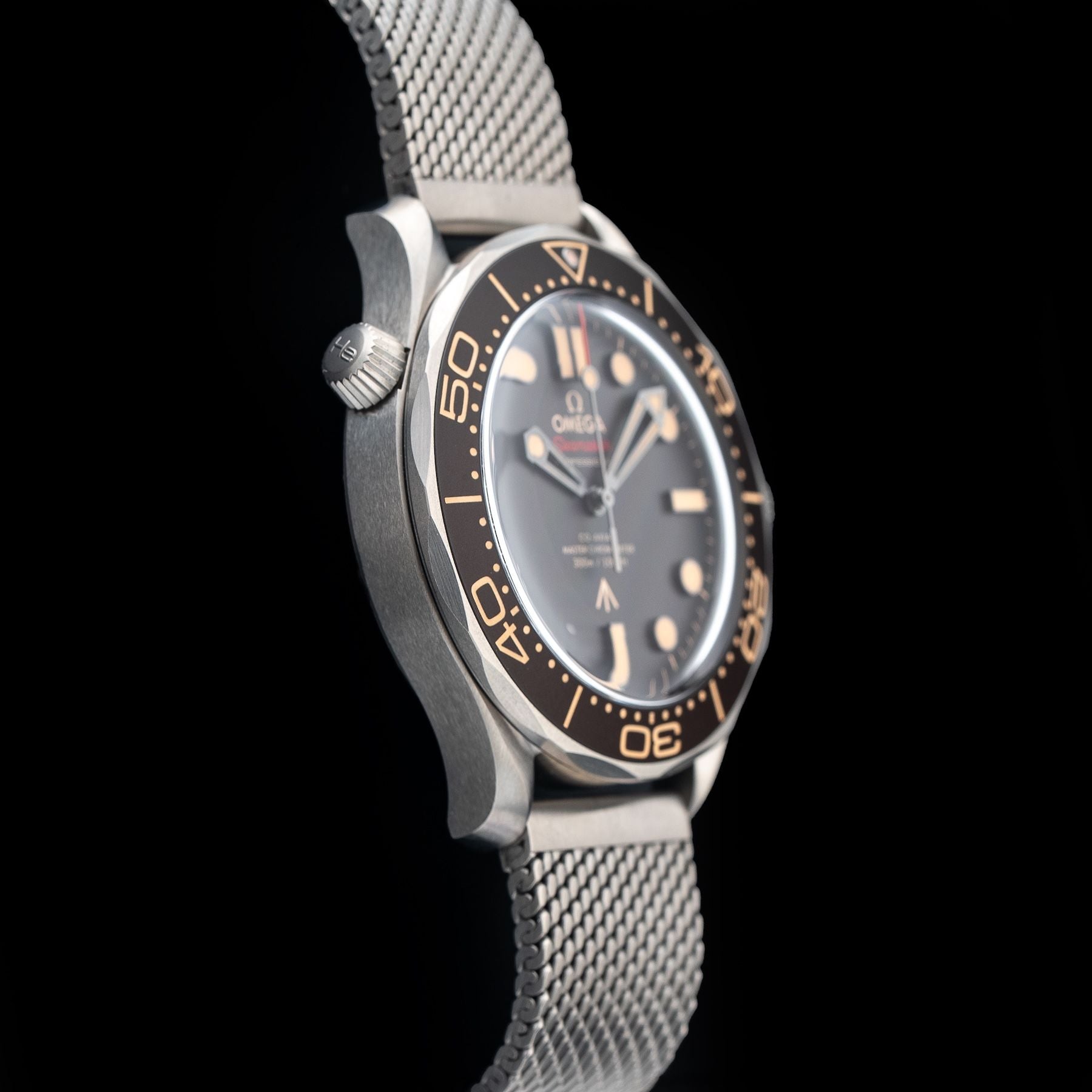 Omega 007 Edition Seamaster Diver 300M 210.90.42.20.01.001