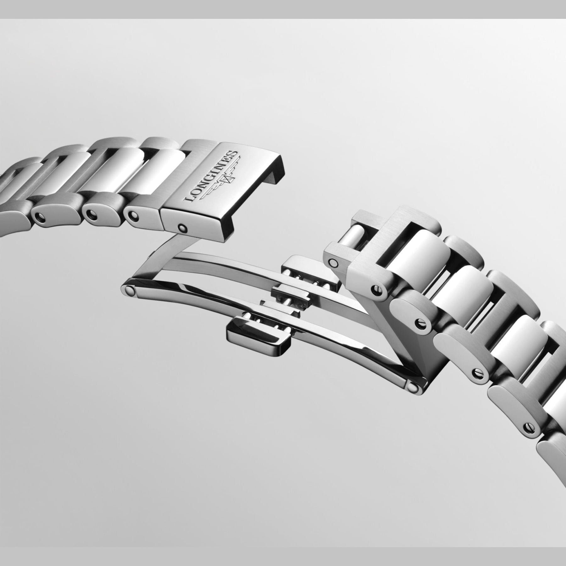 Longines L3.320.5.87.6 Conquest White on Bracelet
