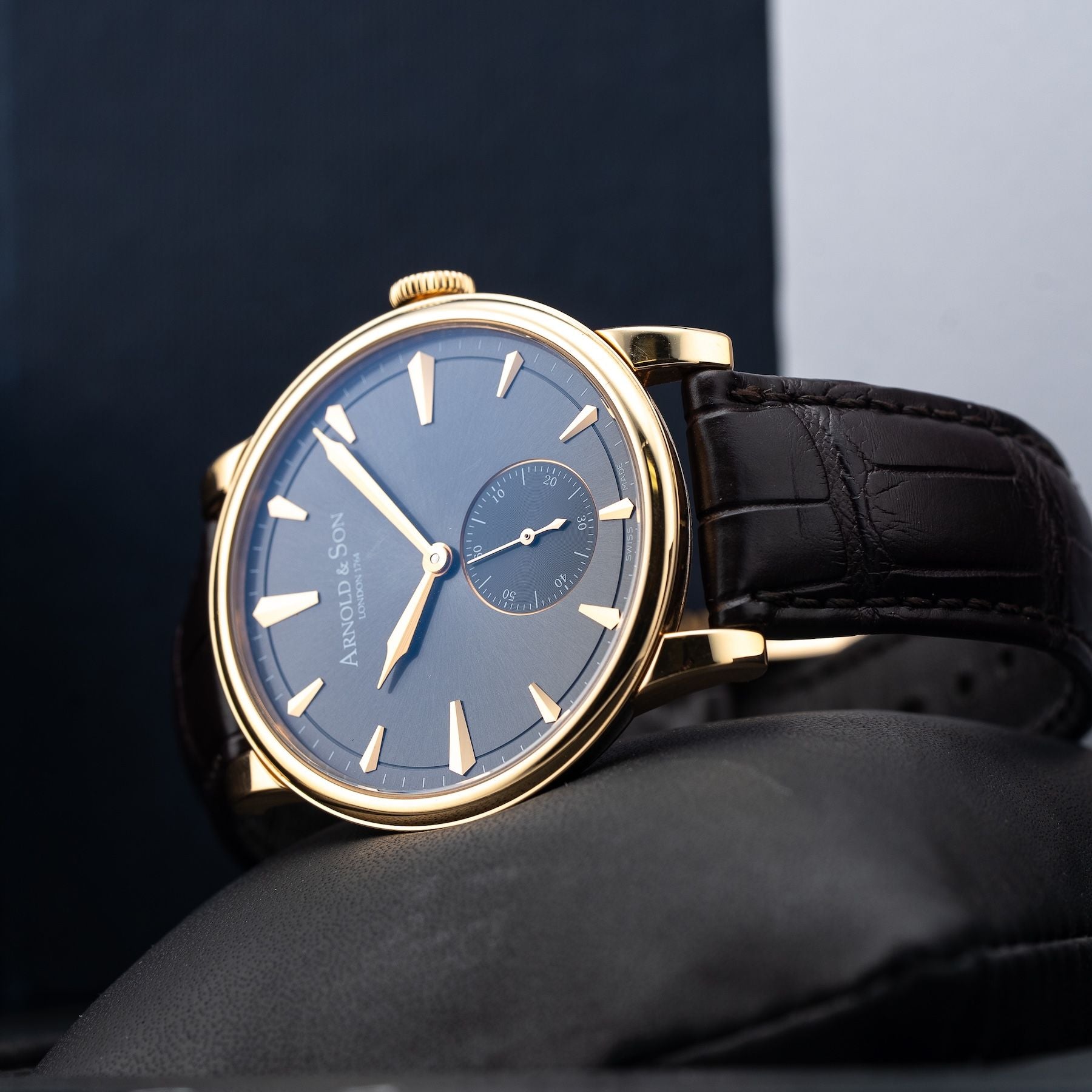 Arnold & Son 1.LCAP.S04A Pink Gold Grey Dial