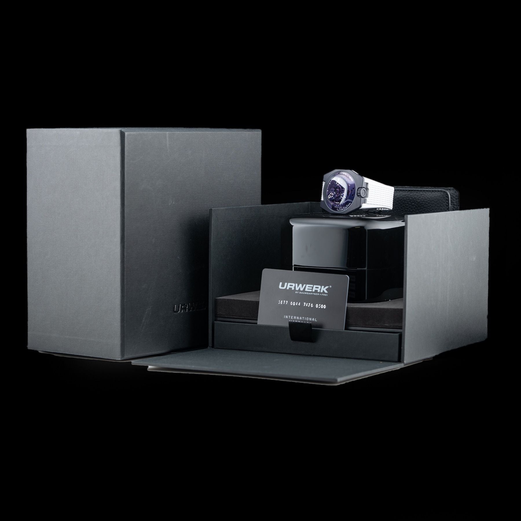 Urwerk Ultraviolet UR-100V