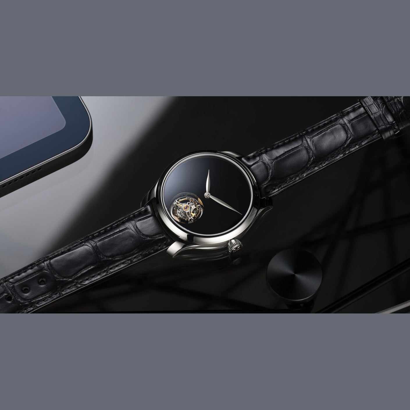 H. Moser & Cie. Endeavour Tourbillon Concept Vantablack ®