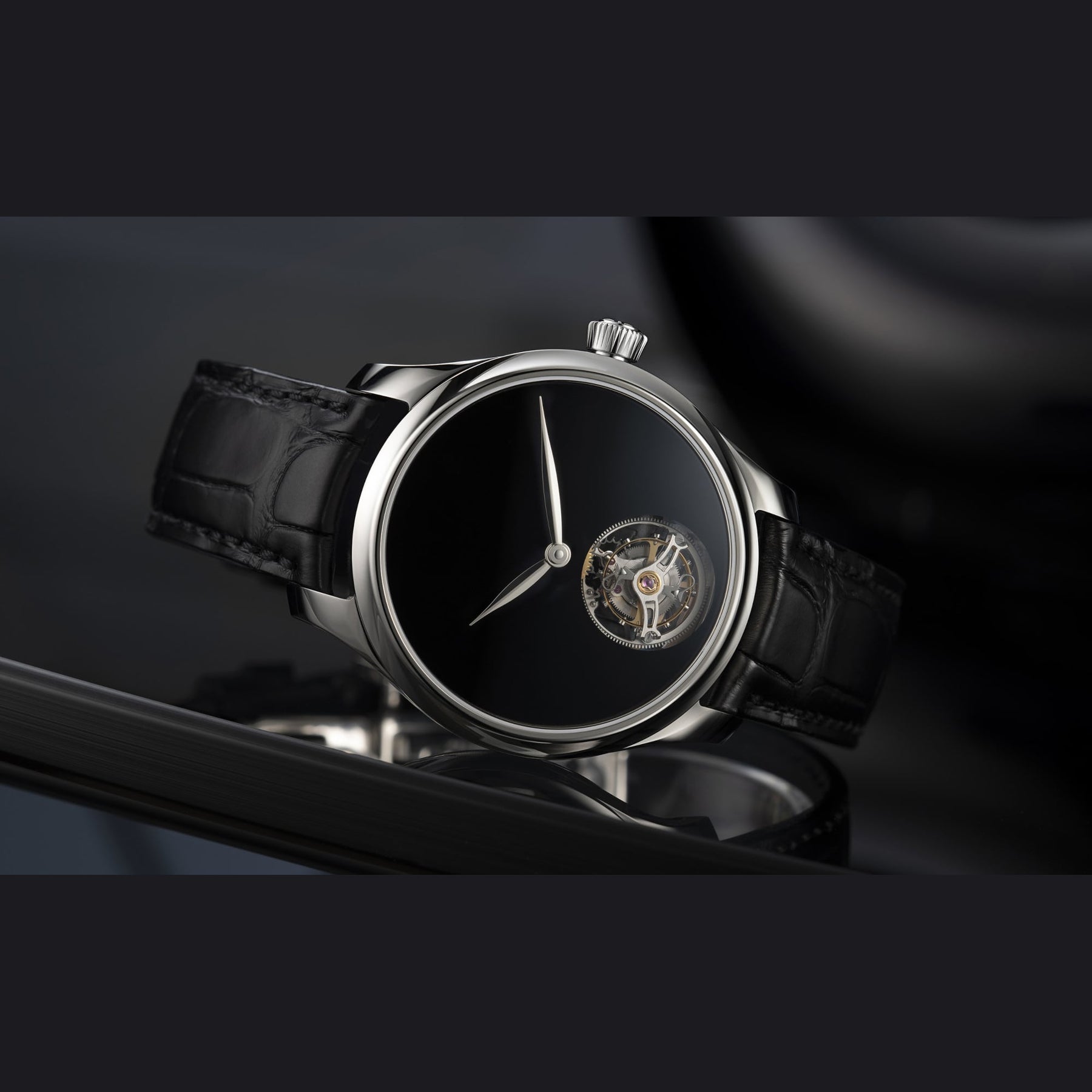H. Moser & Cie. Endeavour Tourbillon Concept Vantablack ®